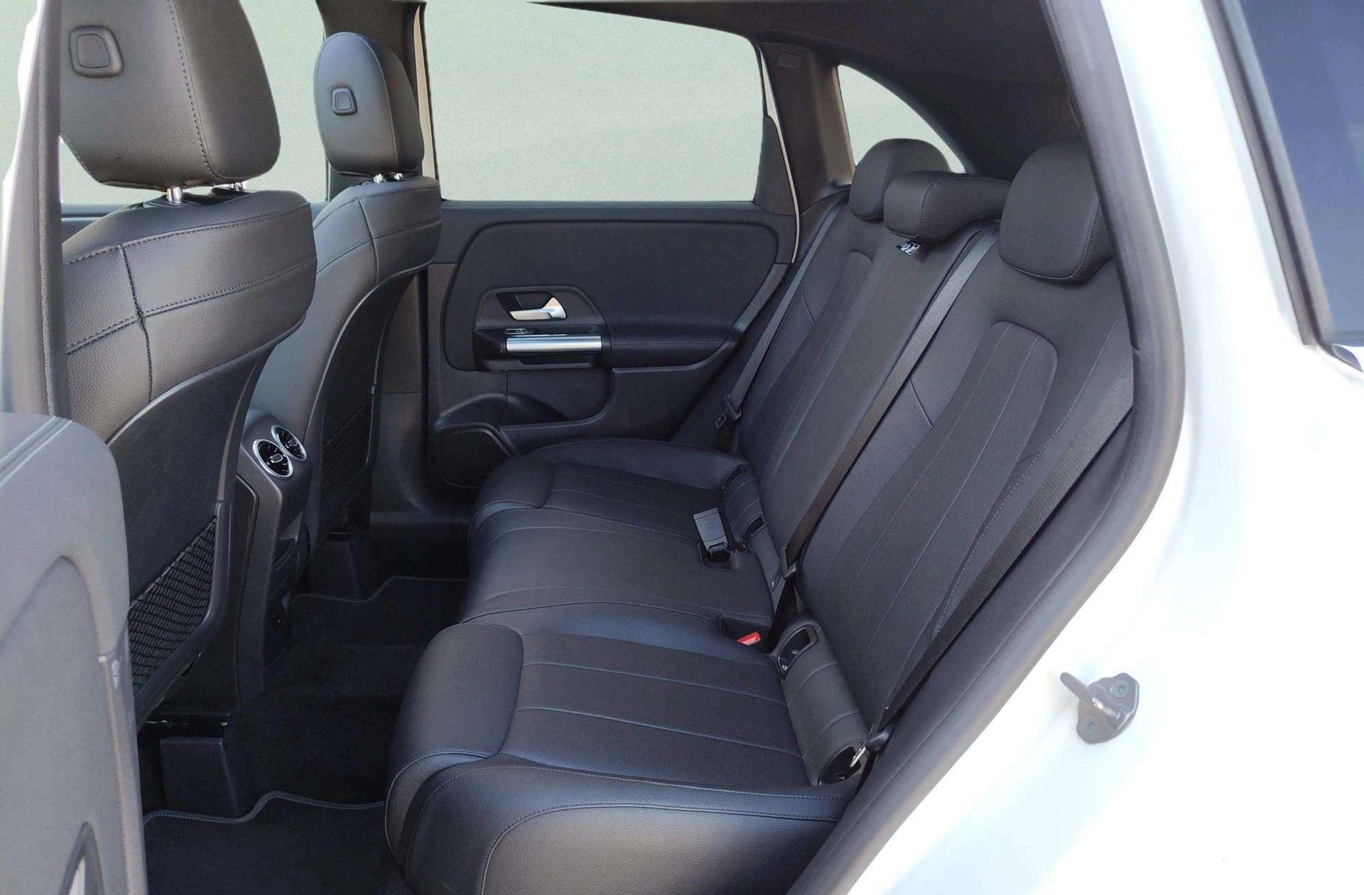 Mercedes-Benz Clase B 220 4Matic - foto 17