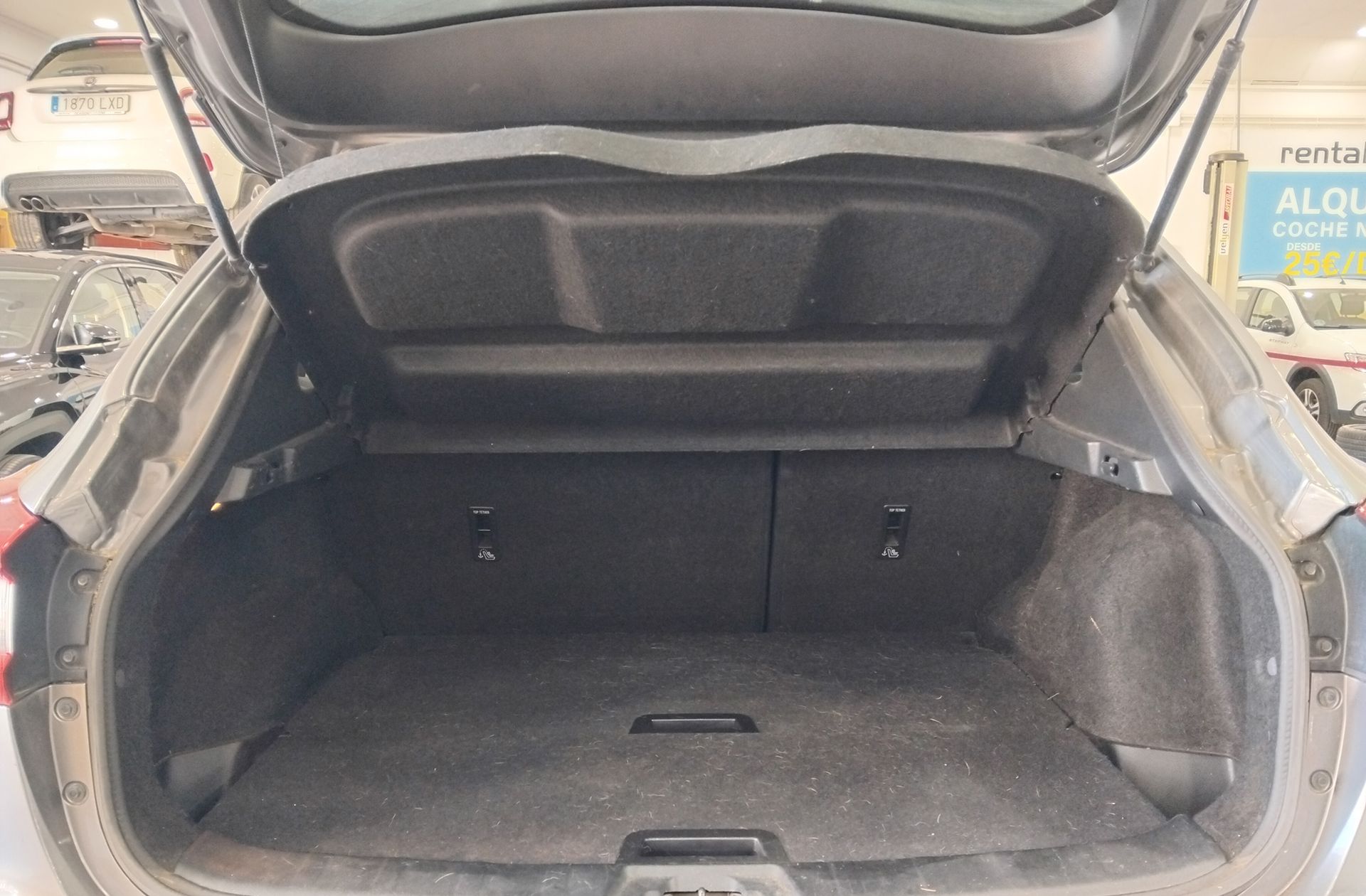 Nissan Qashqai DIG-T 115 Acenta 4x2 XTronic - foto 12