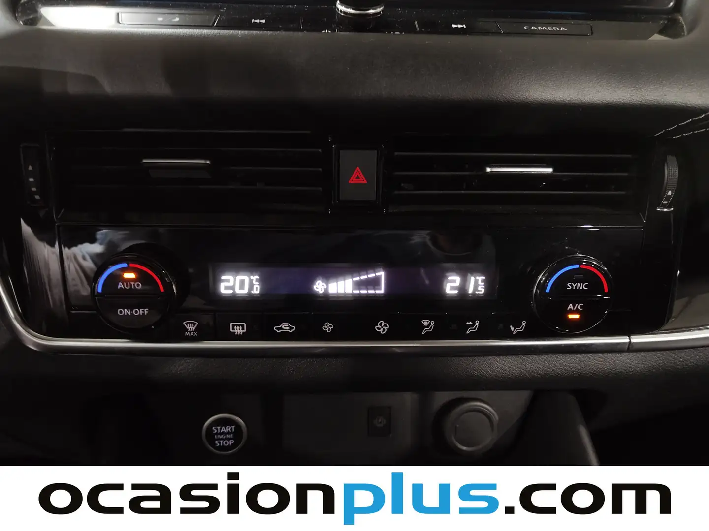 Foto Nissan QASHQAI Nissan Qashqai DIG-T 160 N-Connecta Xtronic (158 CV)