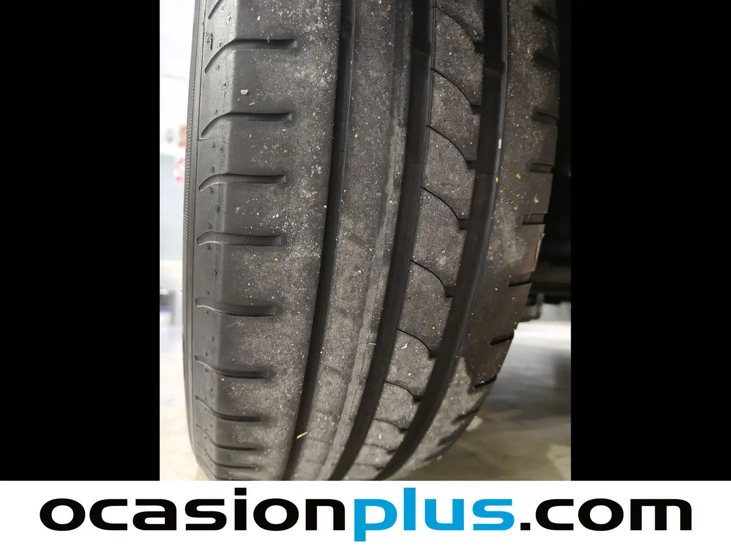 Foto Peugeot 2008 Peugeot 2008 BlueHDi 100 S&S Style (100 CV)