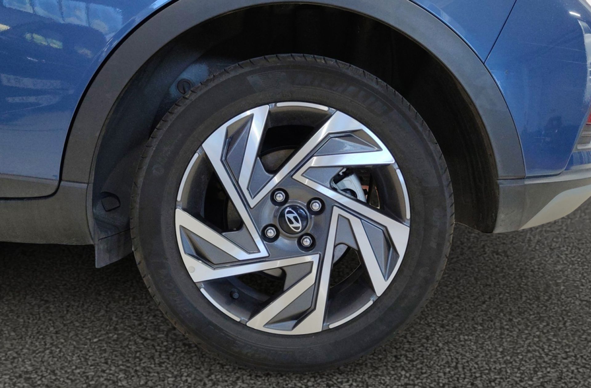Hyundai Bayon 1.0 T-GDi 48V Maxx DCT - foto 30