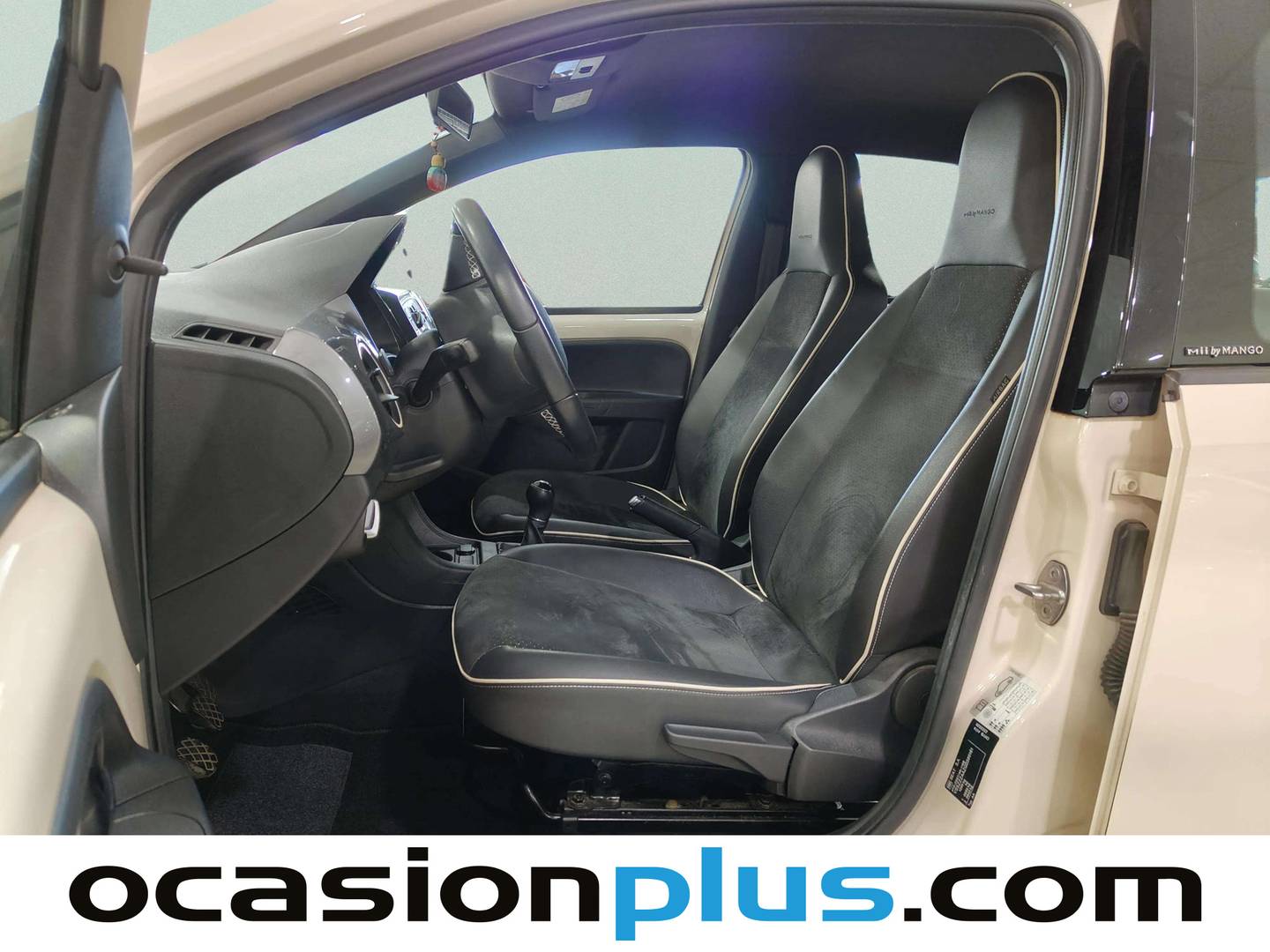 Foto asientos delanteros Seat Mii Seat Mii 1.0 Mii by Mango Beige Glam (75 CV)
