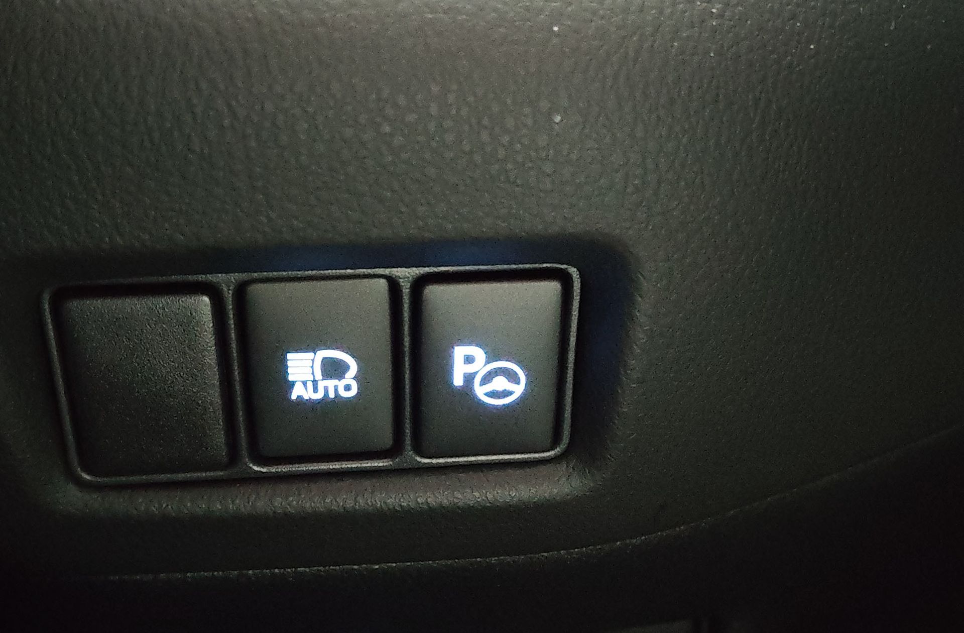 Toyota C-HR 180H GR Sport - foto 12