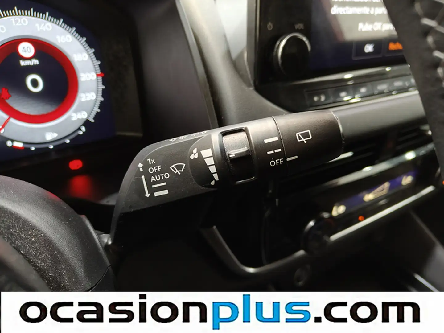 Foto Nissan QASHQAI Nissan Qashqai DIG-T 140 mHEV N-Connecta 4x2 (140 CV)