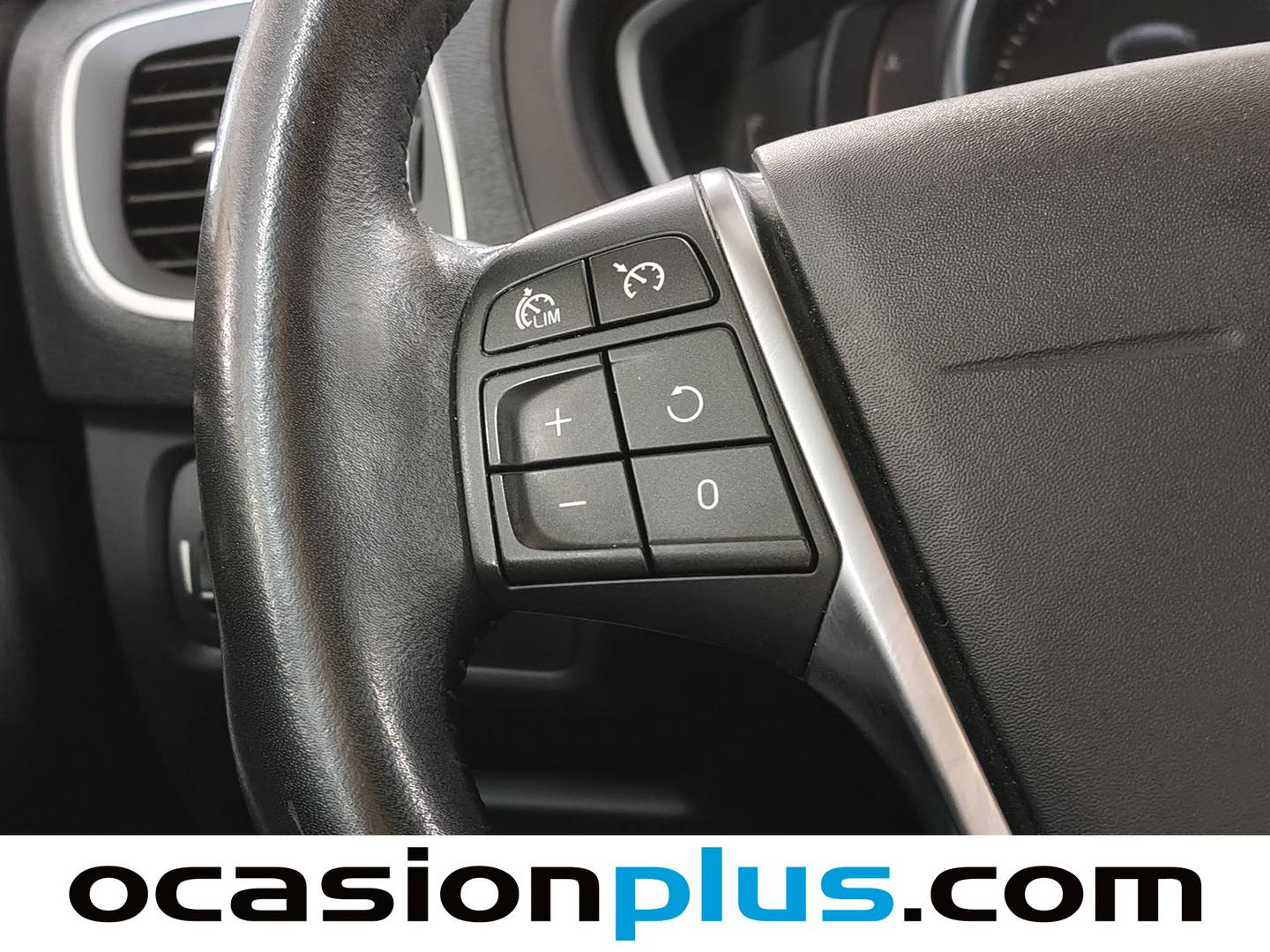 Volvo V40 Cross Country Volvo V40 Cross Country V40 Cross Country D2 Plus (120 CV) al mejor precio