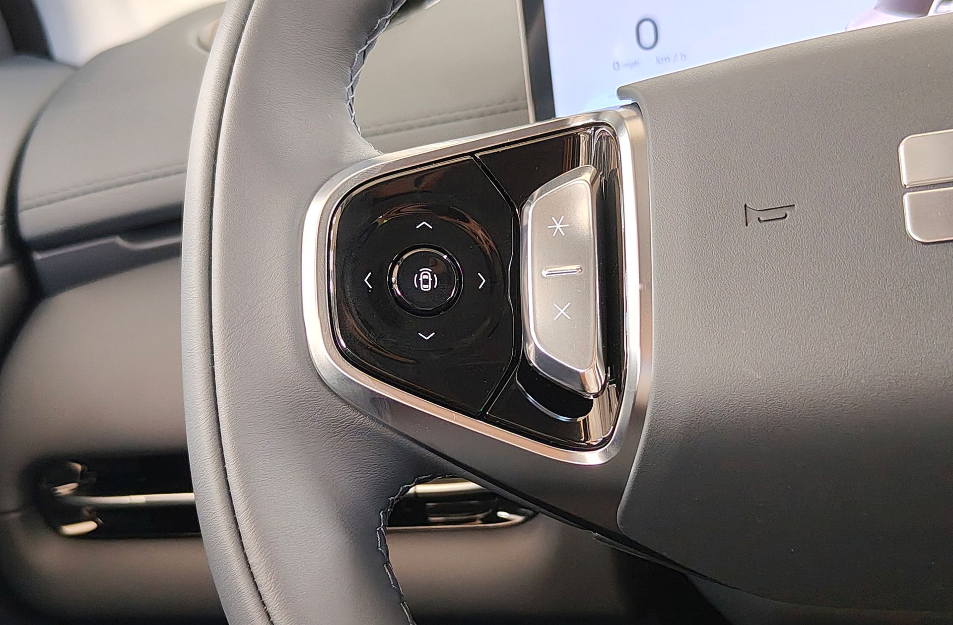 Geely Starray EM-i 1.5 PHEV Pro - foto 27