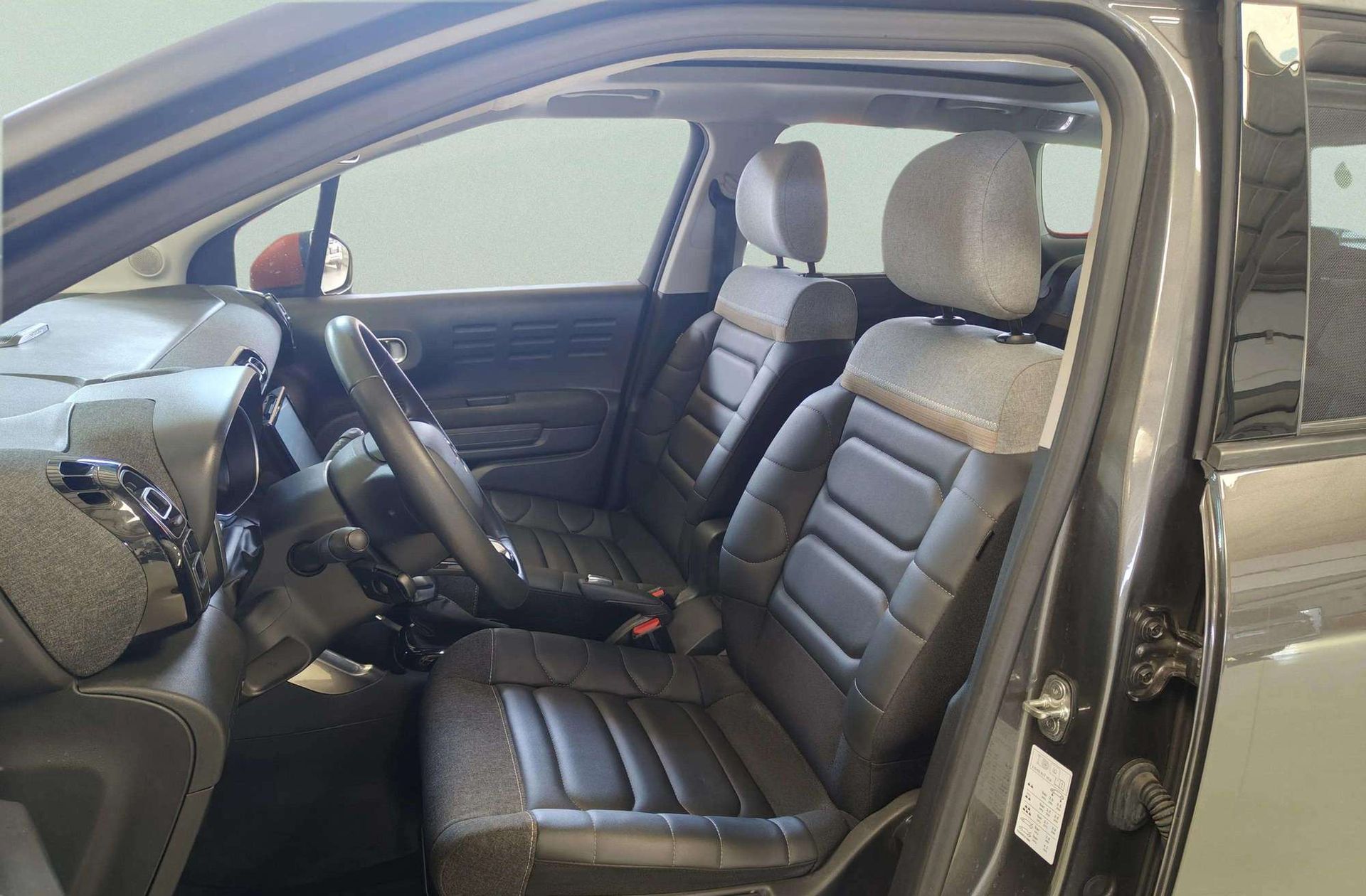 Citroën C3 Aircross PureTech 130 Shine EAT6 - foto 13