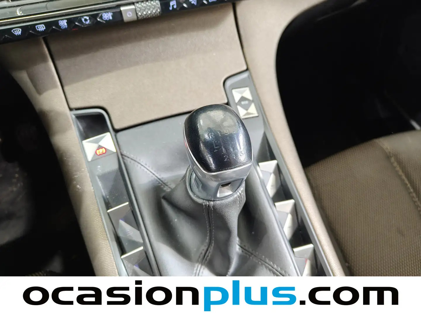 Foto DS DS 7 Crossback DS DS7 Crossback BlueHDi 130 Be Chic (130 CV)