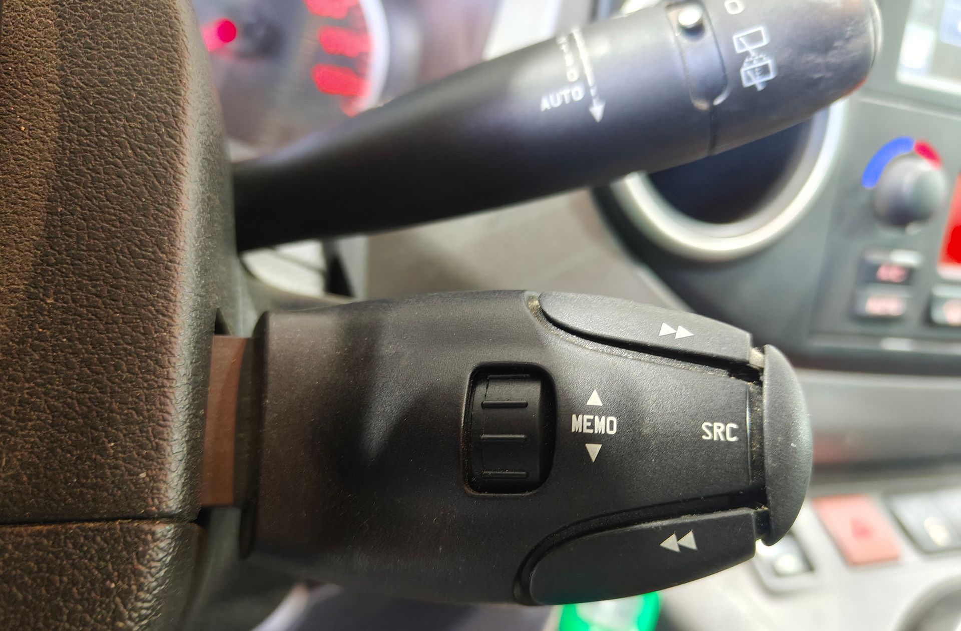 Peugeot Partner Tepee Combi 1.2 PureTech Adventure Edition - foto 29