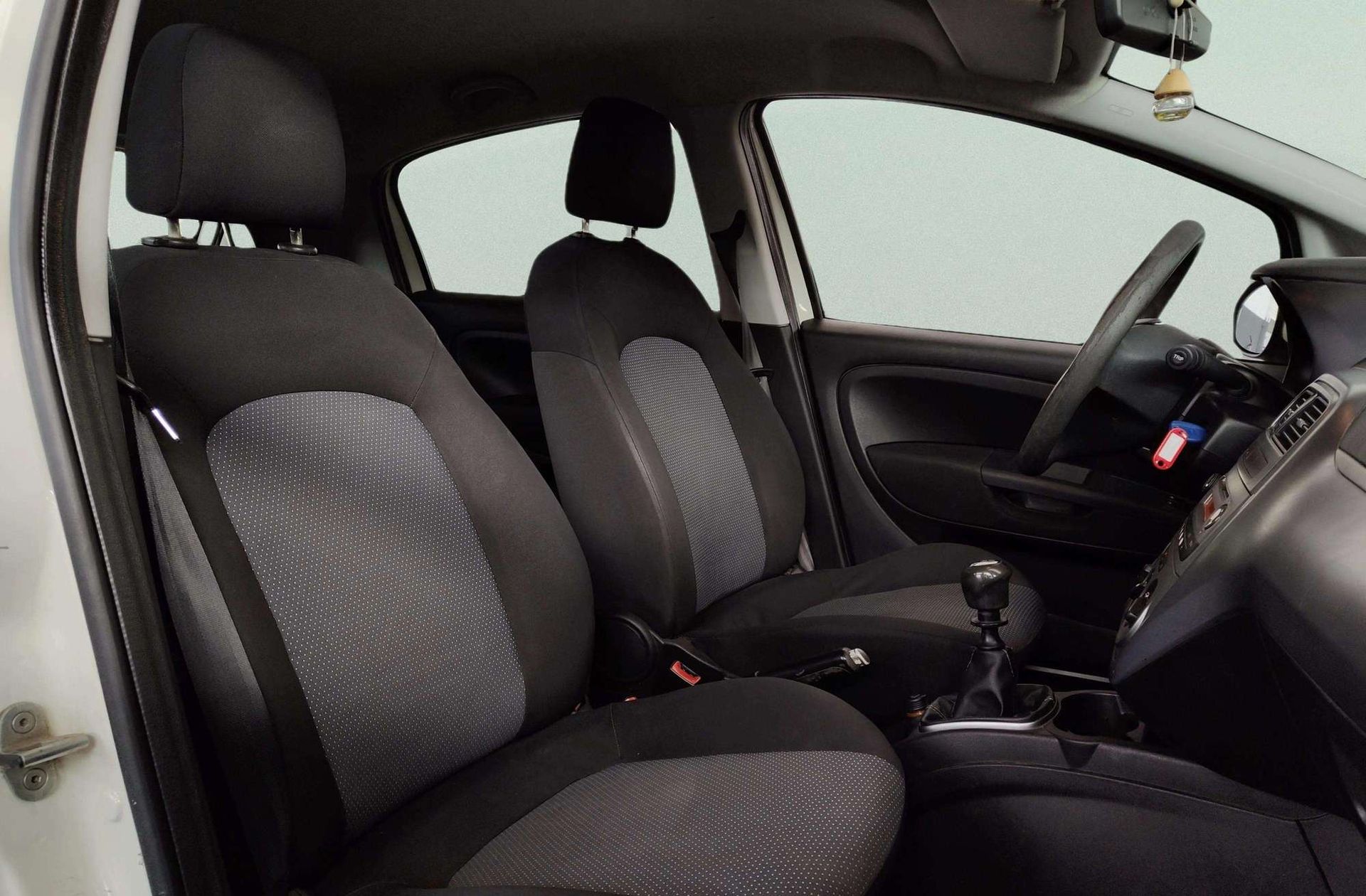 Fiat Punto 1.4 Active - foto 14