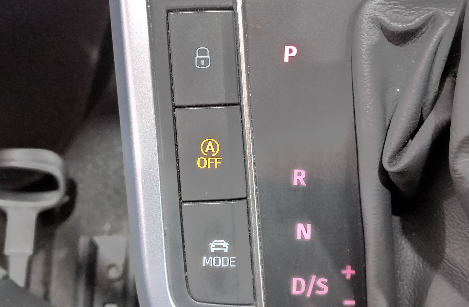 SEAT Arona 1.5 TSI FR XL DSG - foto 31