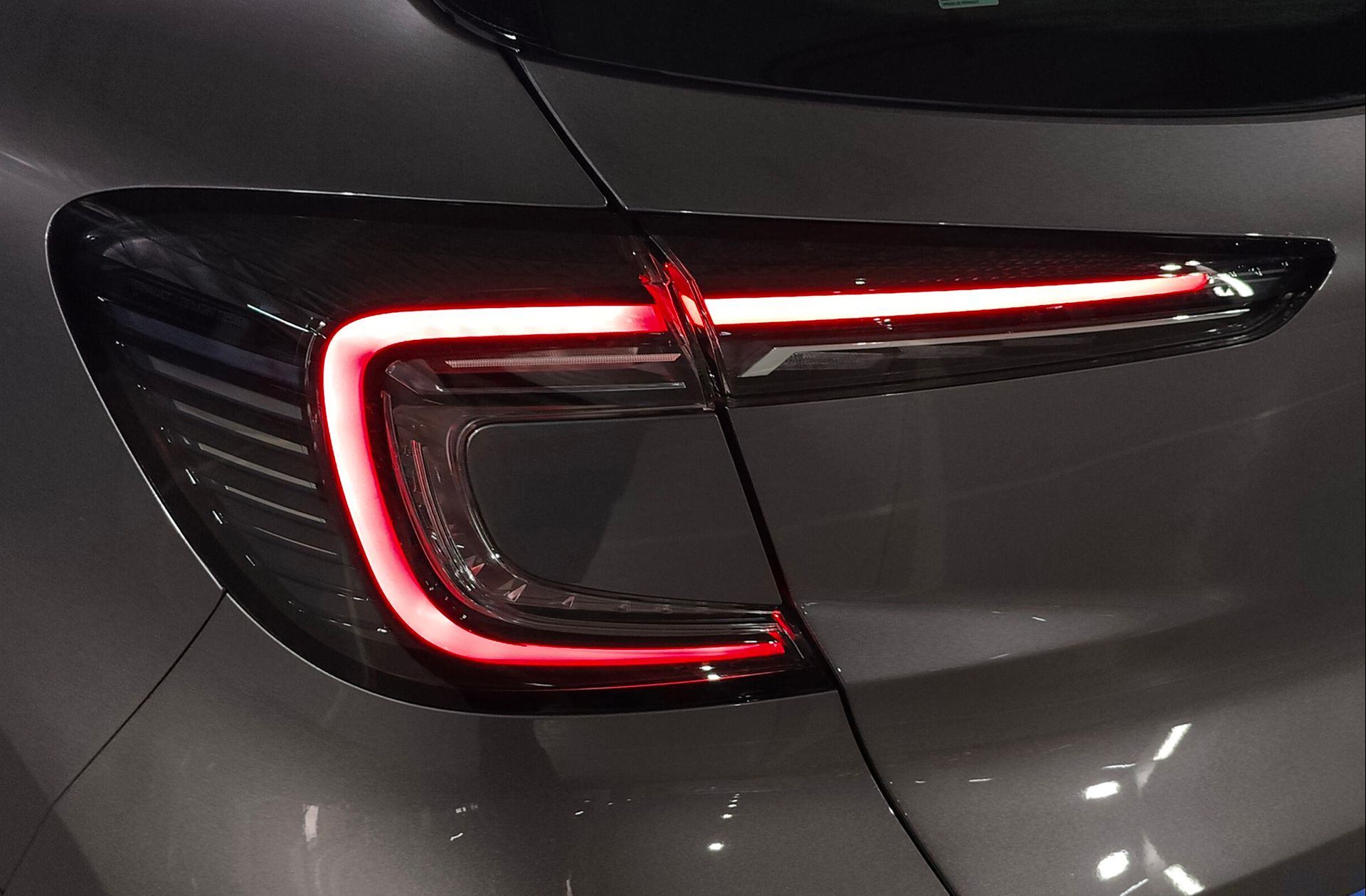 Renault Captur Evolution E-Tech full hybrid - foto 16