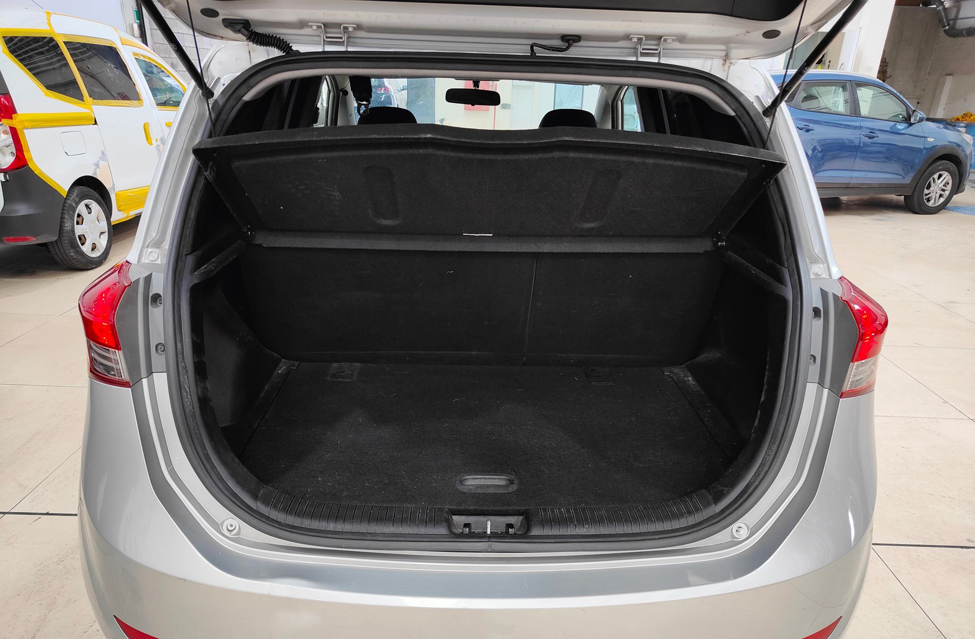 Hyundai ix20 1.4 MPI Klass - foto 13