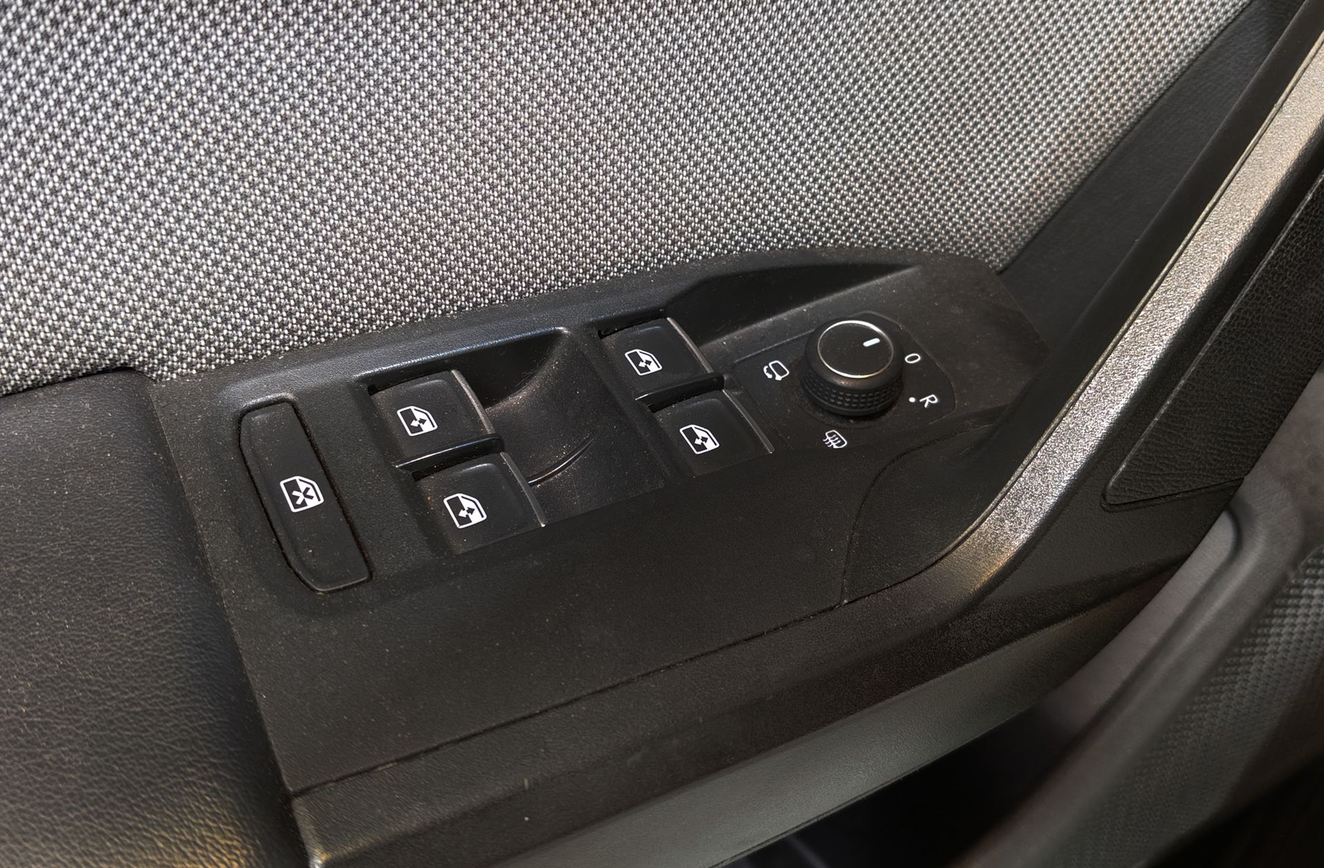 SEAT León 2.0 TDI Style Go DSG - foto 36
