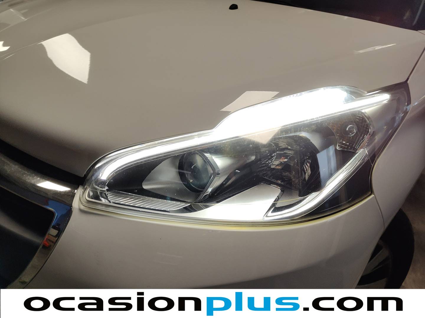 Foto Peugeot 208 Peugeot 208 BlueHDi 100 Active (100 CV)