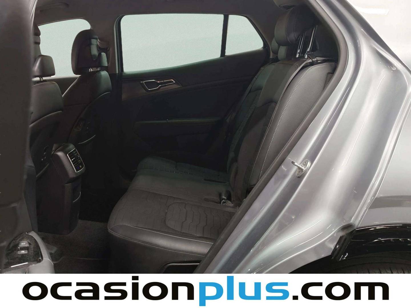 Foto asientos traseros KIA Sportage KIA Sportage 1.6 T-GDi MHEV Tech 4x2 (150 CV)