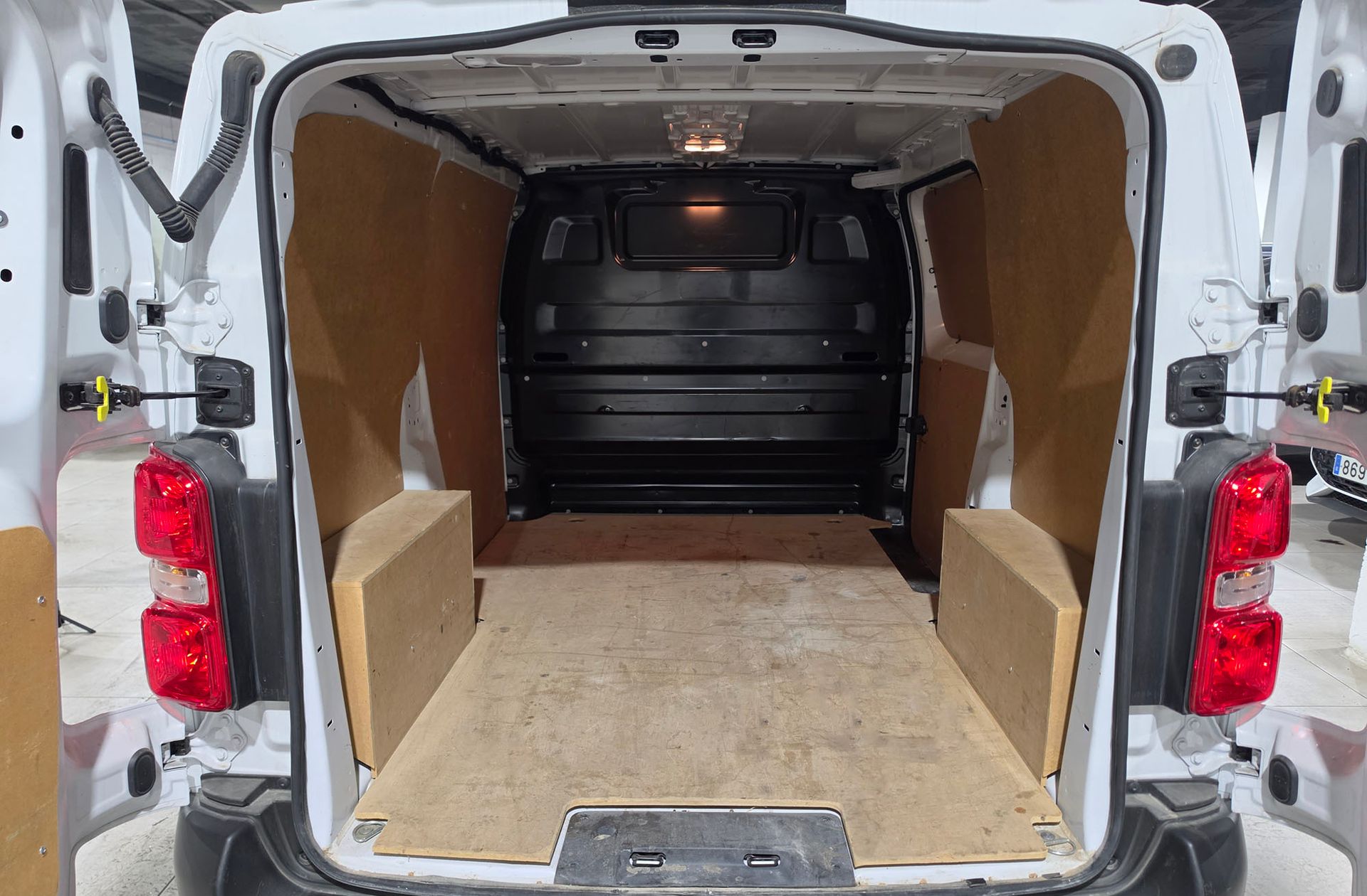 Opel Vivaro Furgon M BlueHDi 120 - foto 13
