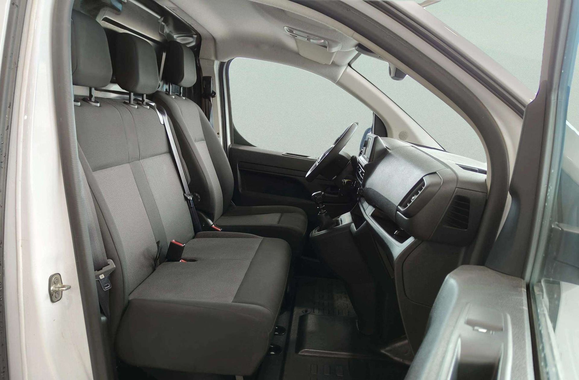 Fiat Scudo Furgon 1.5 BlueHDi L2 - foto 16