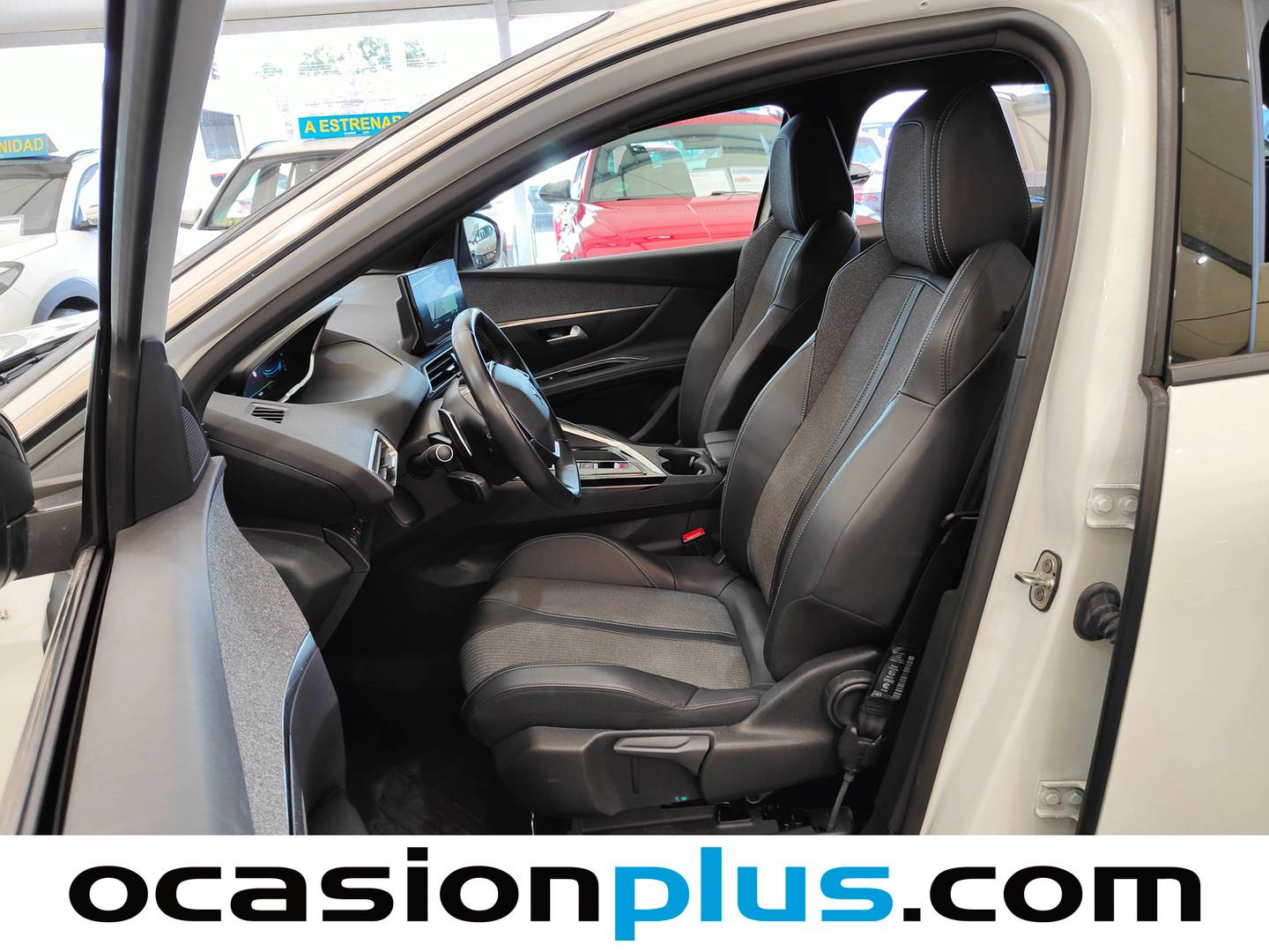 Foto Peugeot 3008 Hybrid Peugeot 3008 Hybrid 300 Allure Pack e-EAT8  (300 CV)