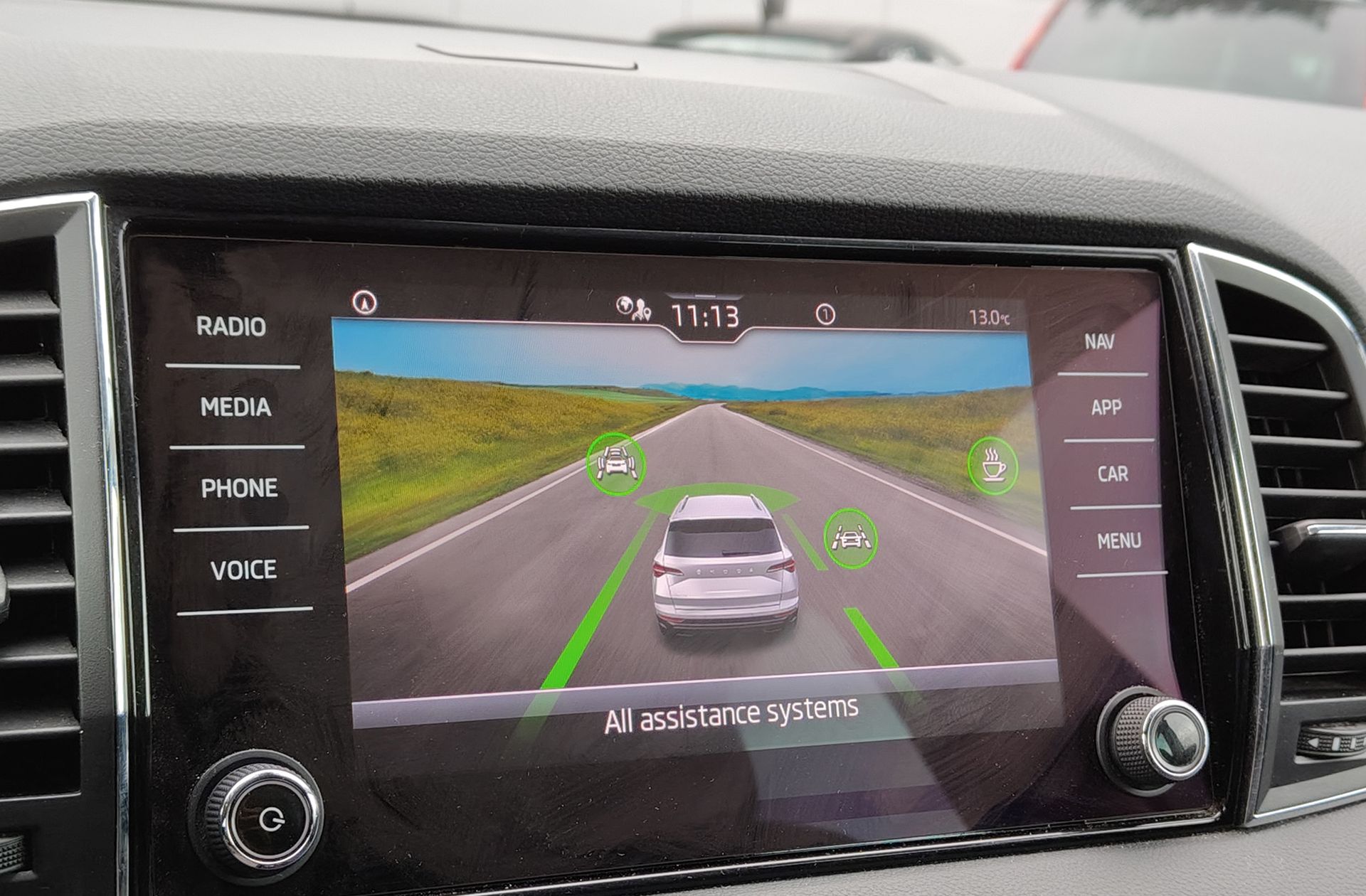 Škoda Karoq 2.0 TDI Selection - foto 8