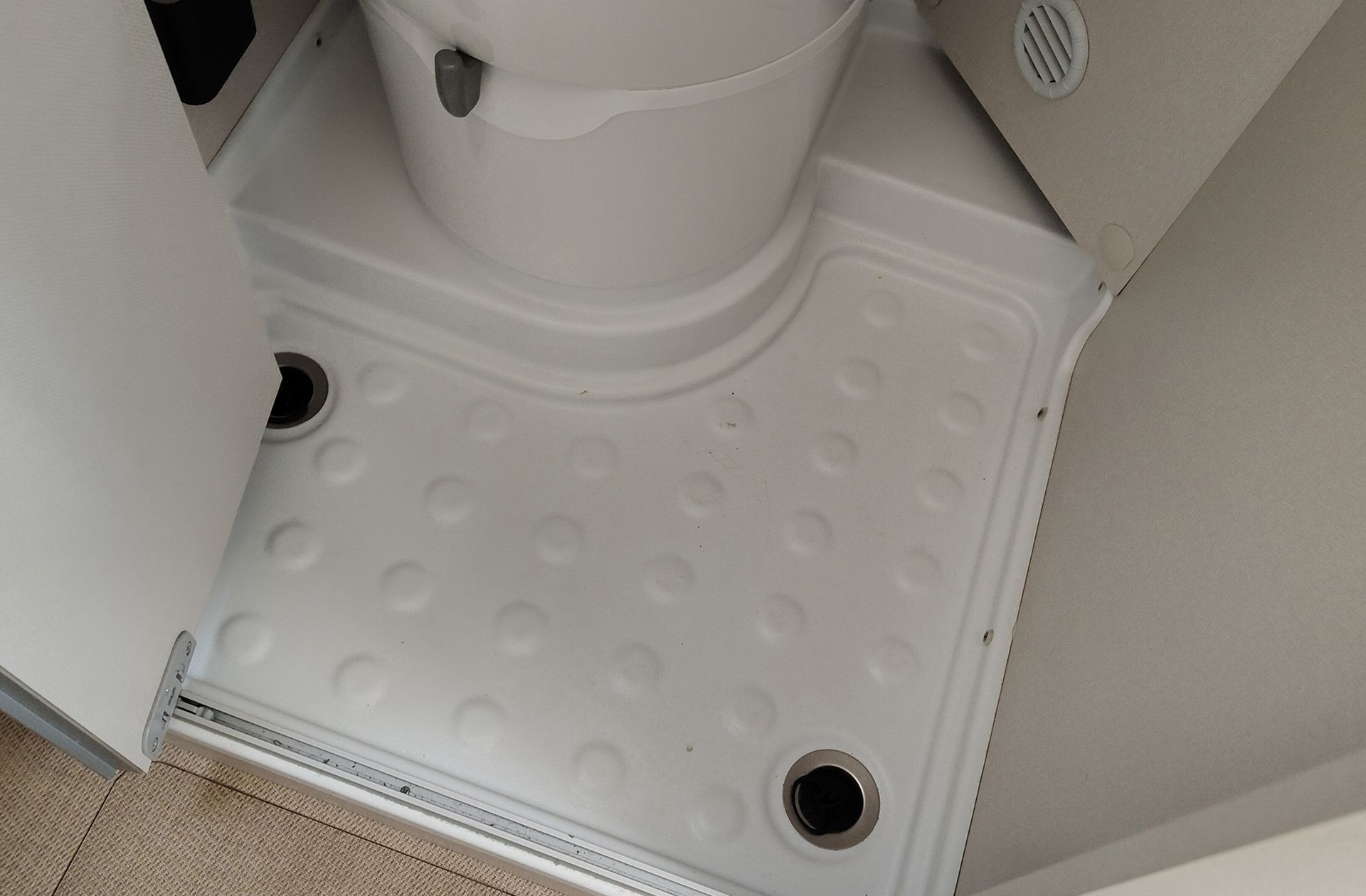 Bürstner GmbH BCS901 Active 2.0D 4 plazas - foto 10