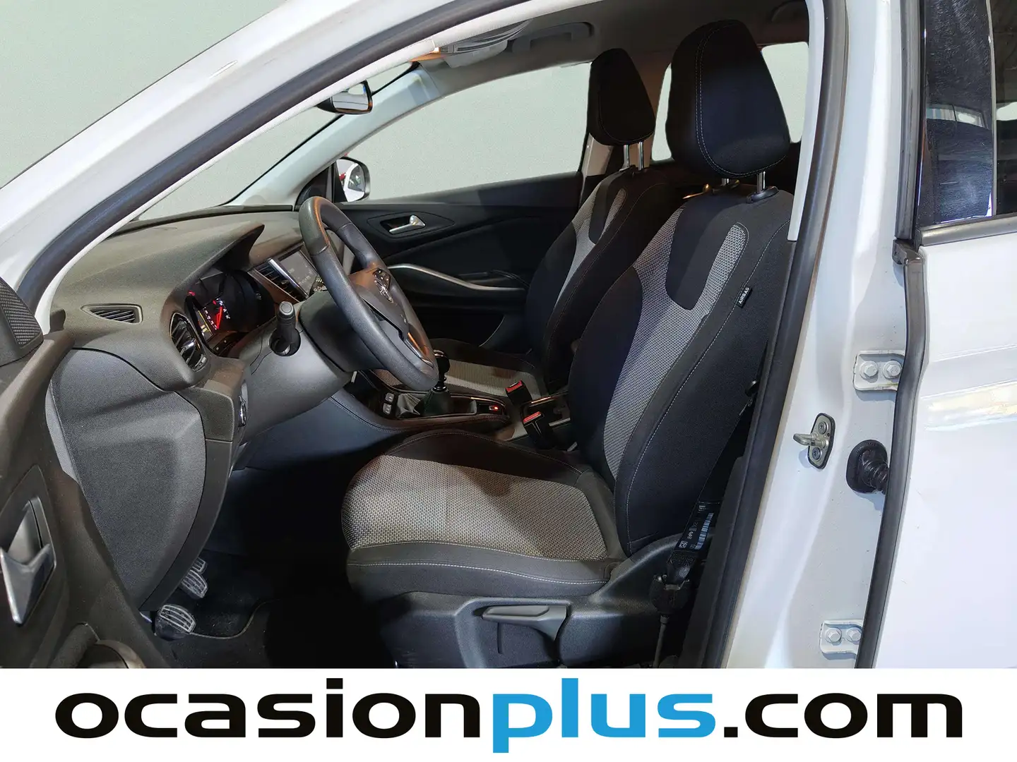 Foto Opel Grandland X Opel Grandland X 1.2 Turbo Selective (130 CV)