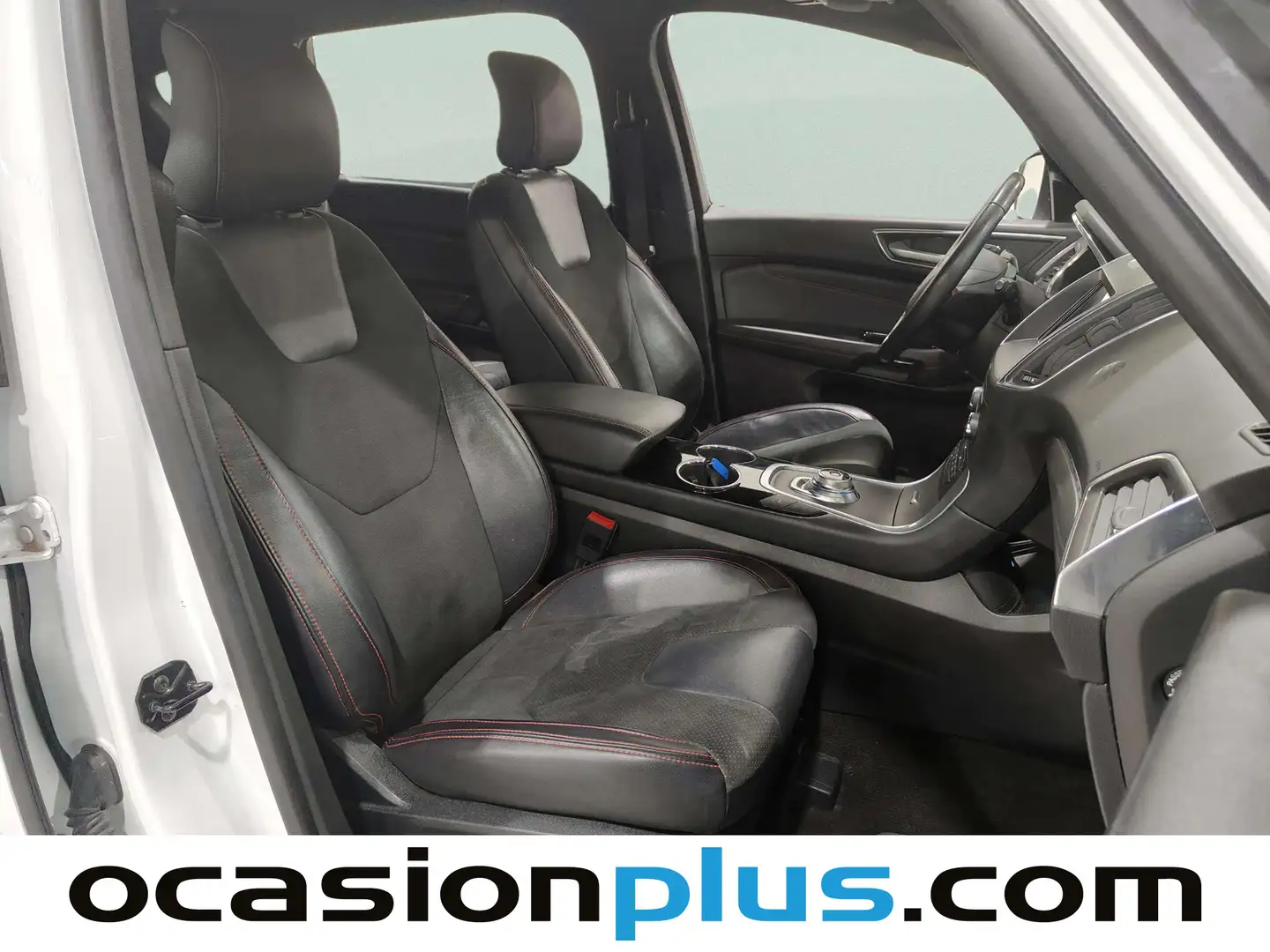 Foto Ford S-MAX Ford S-Max 2.5 Duratec Atk. FHEV ST-Line Auto (190 CV) 7 plazas