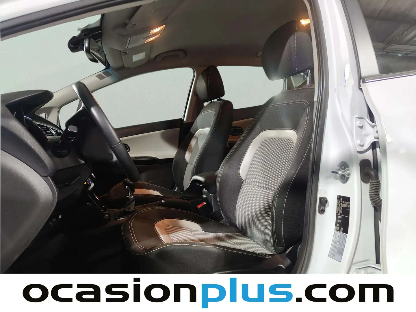 Foto KIA Ceed Kia Ceed 1.0 T-GDi Eco-Dynamics x-Tech (120 CV)