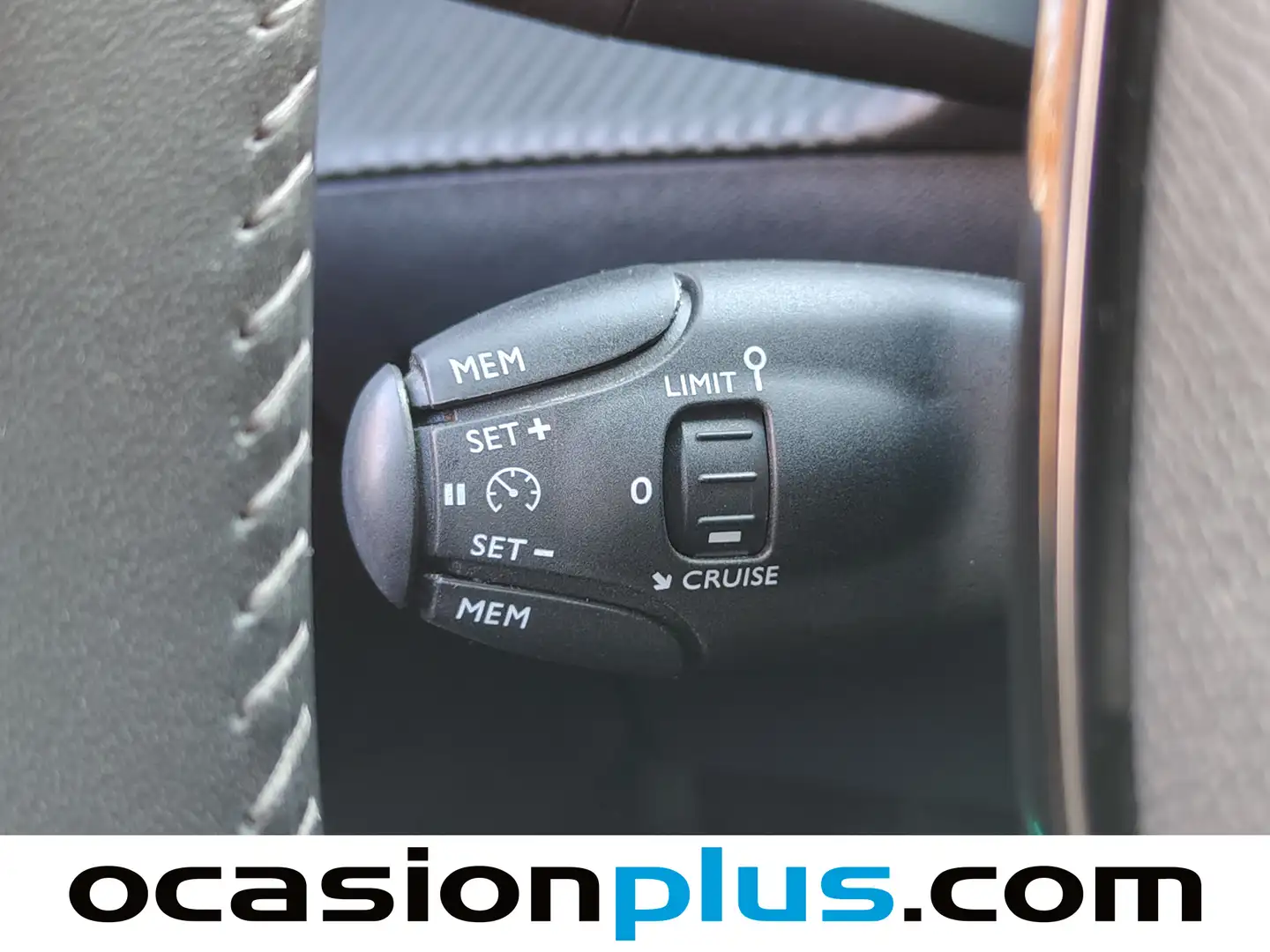 Foto Peugeot 208 Peugeot 208 PureTech 100 Allure  (100 CV)