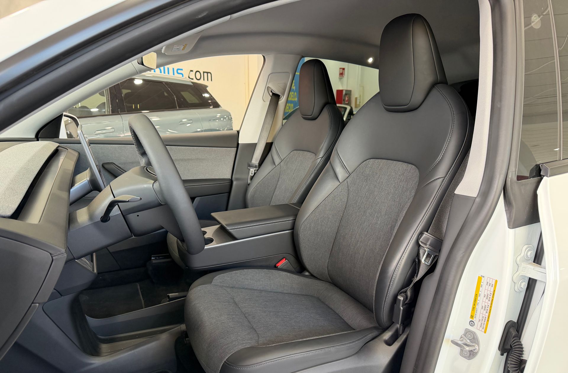 Tesla Model Y Tracción Trasera - foto 10