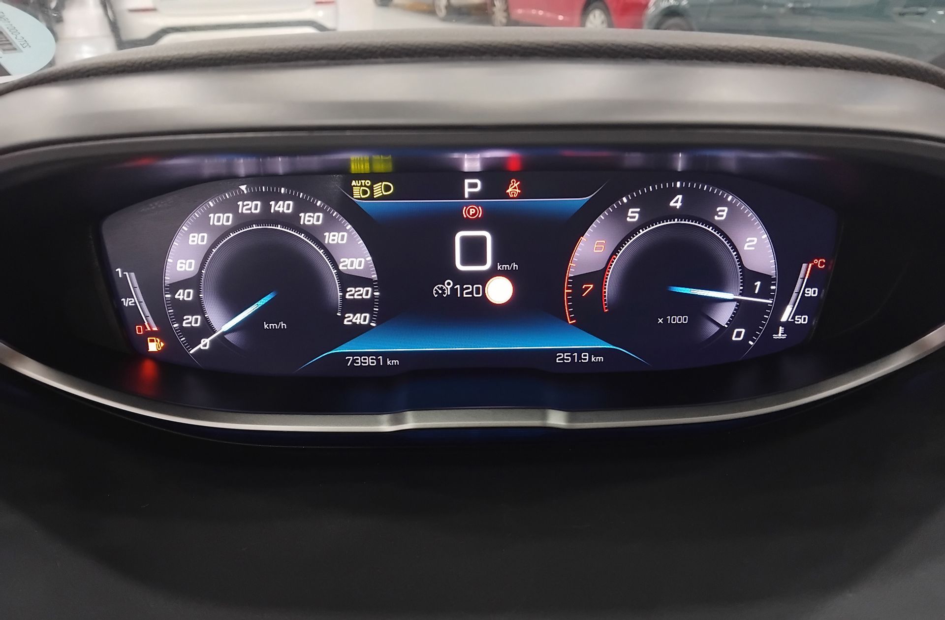 Peugeot 5008 PureTech 130 Allure Pack EAT8 7 plazas - foto 25