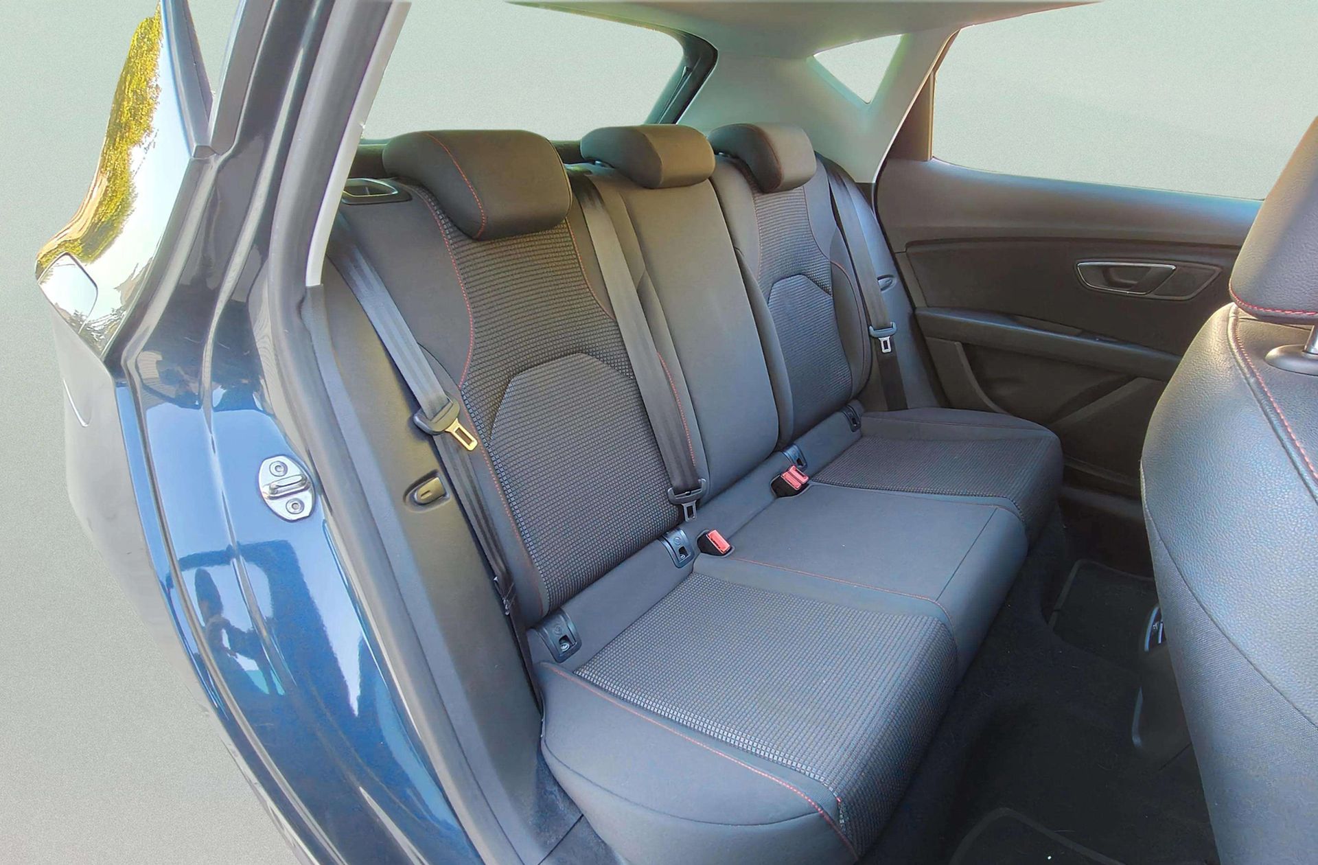 SEAT León 2.0 TSI FR DSG - foto 18