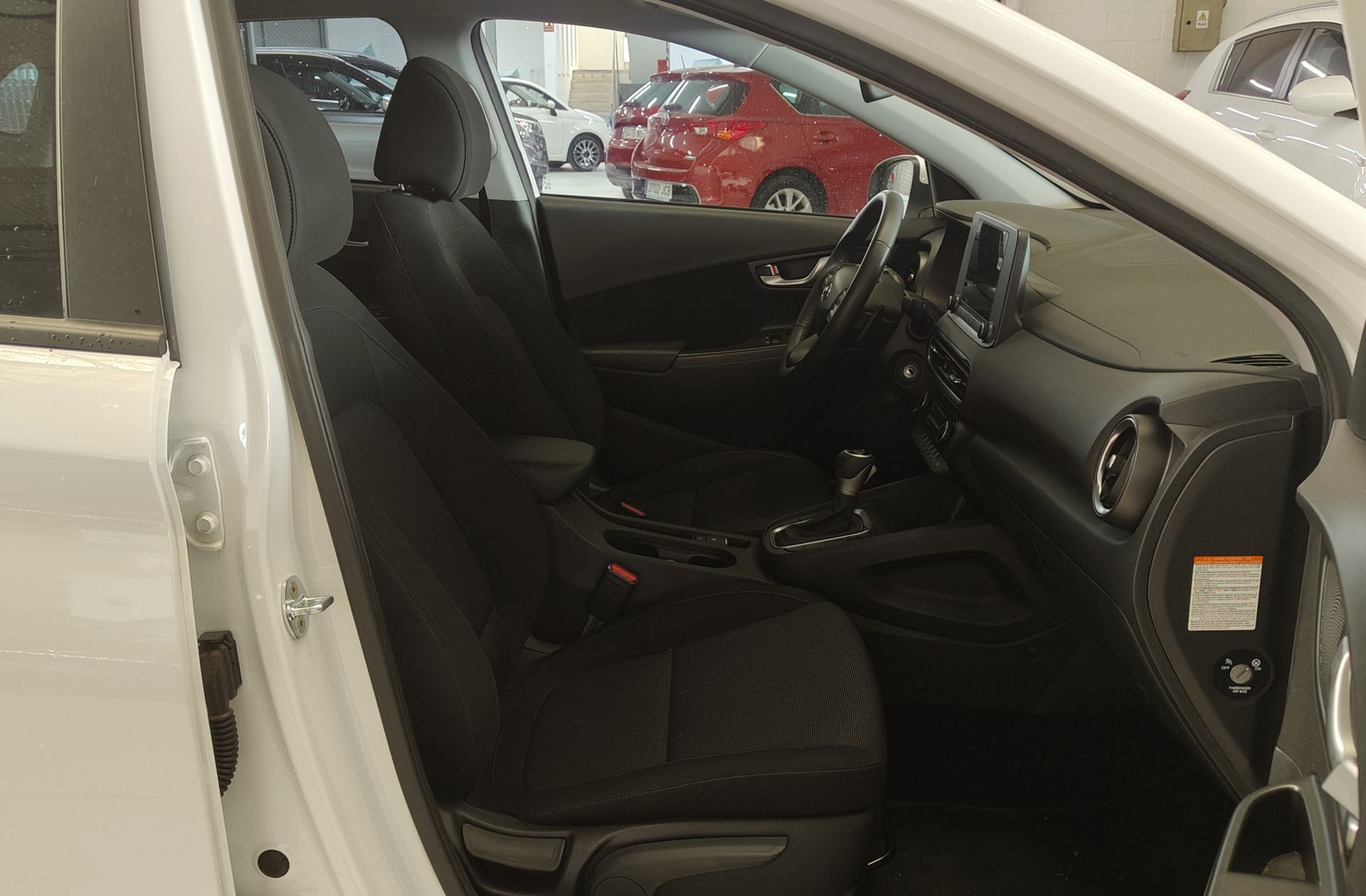 Hyundai Kona 1.6 GDI HEV Maxx DCT - foto 16
