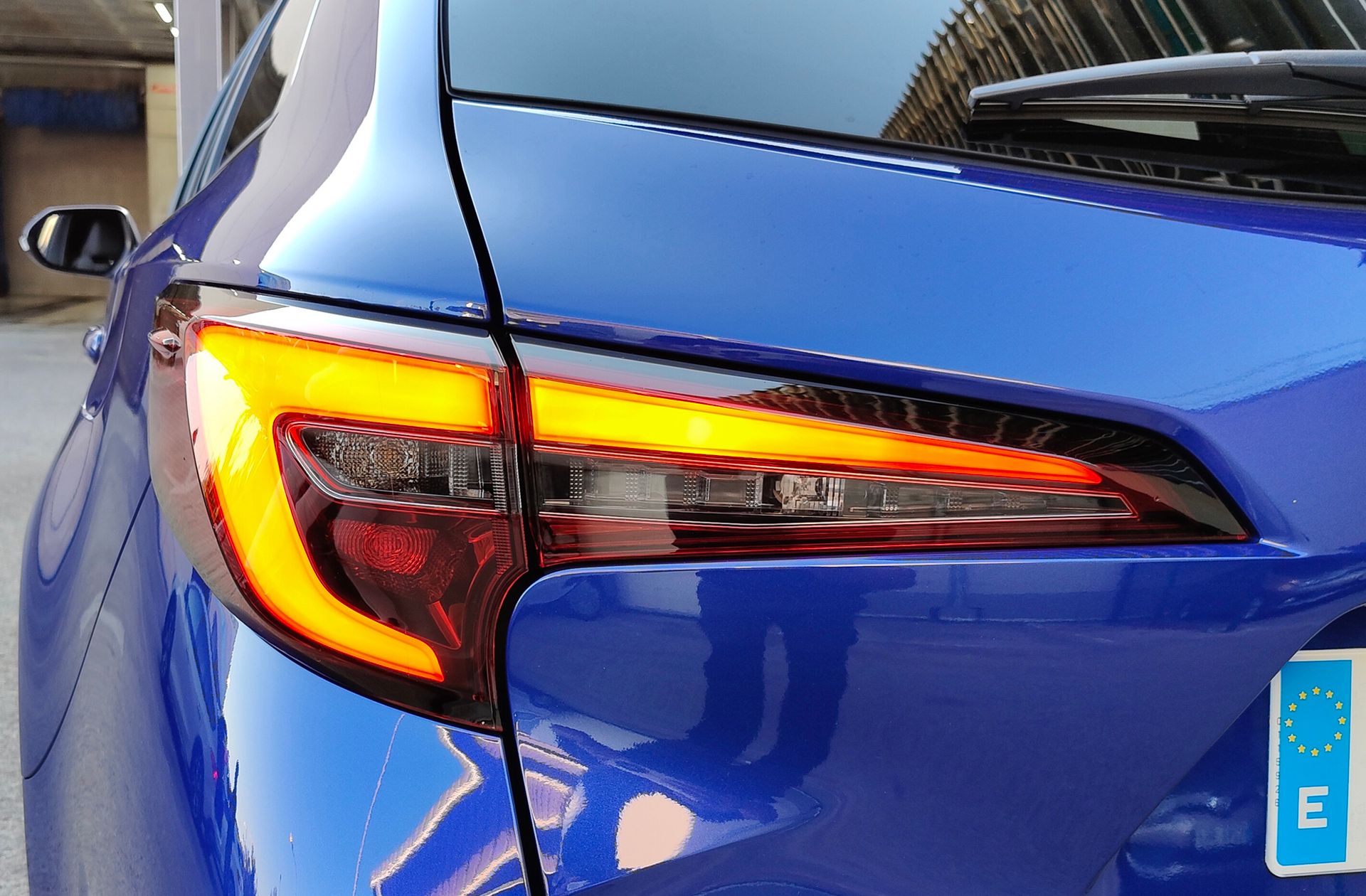 Toyota Corolla Touring Sports 200H Style - foto 16