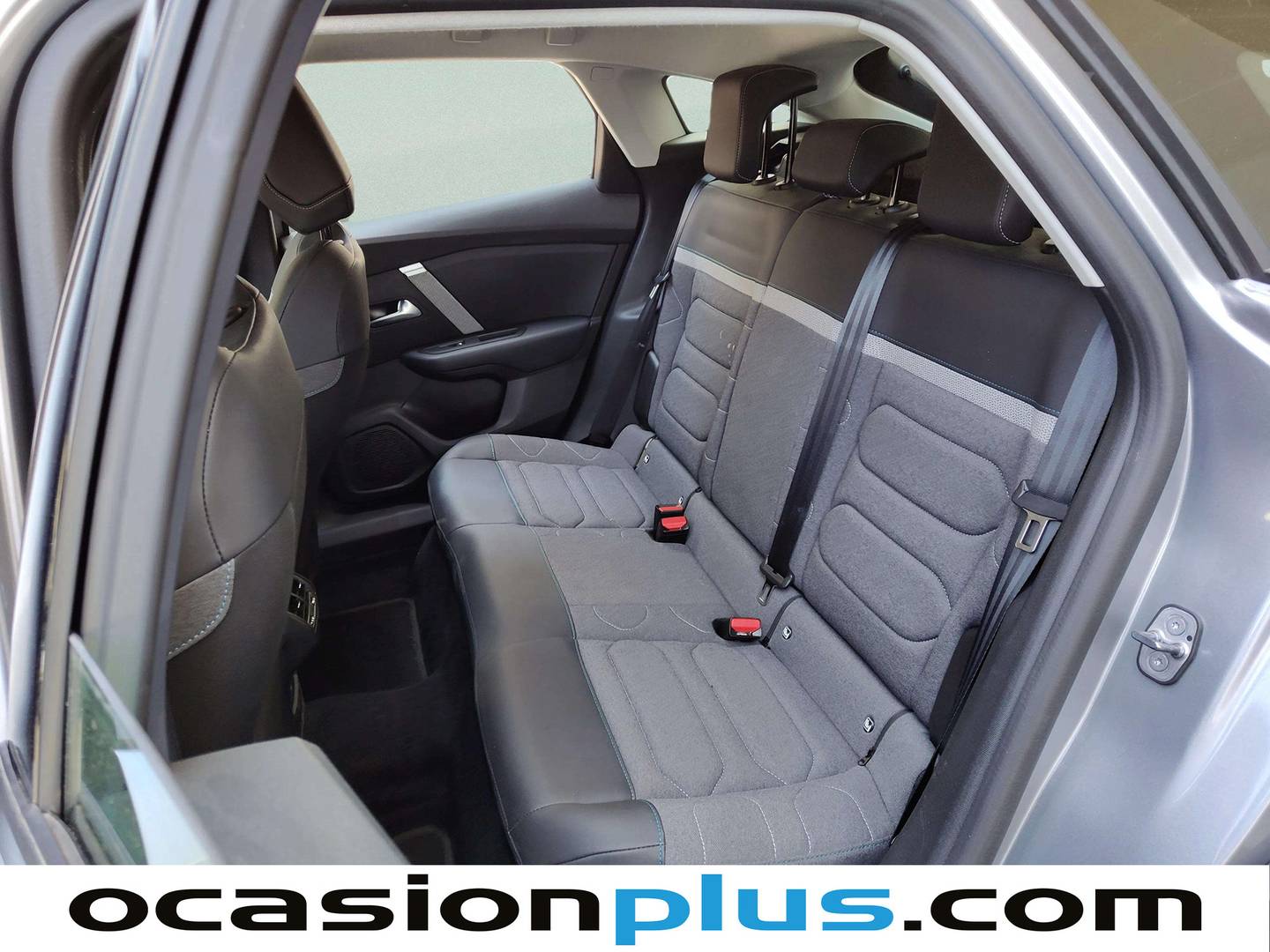 Foto asientos traseros Citroën C4 Citroën C4 PureTech 130 S&S Plus EAT8 (131 CV)