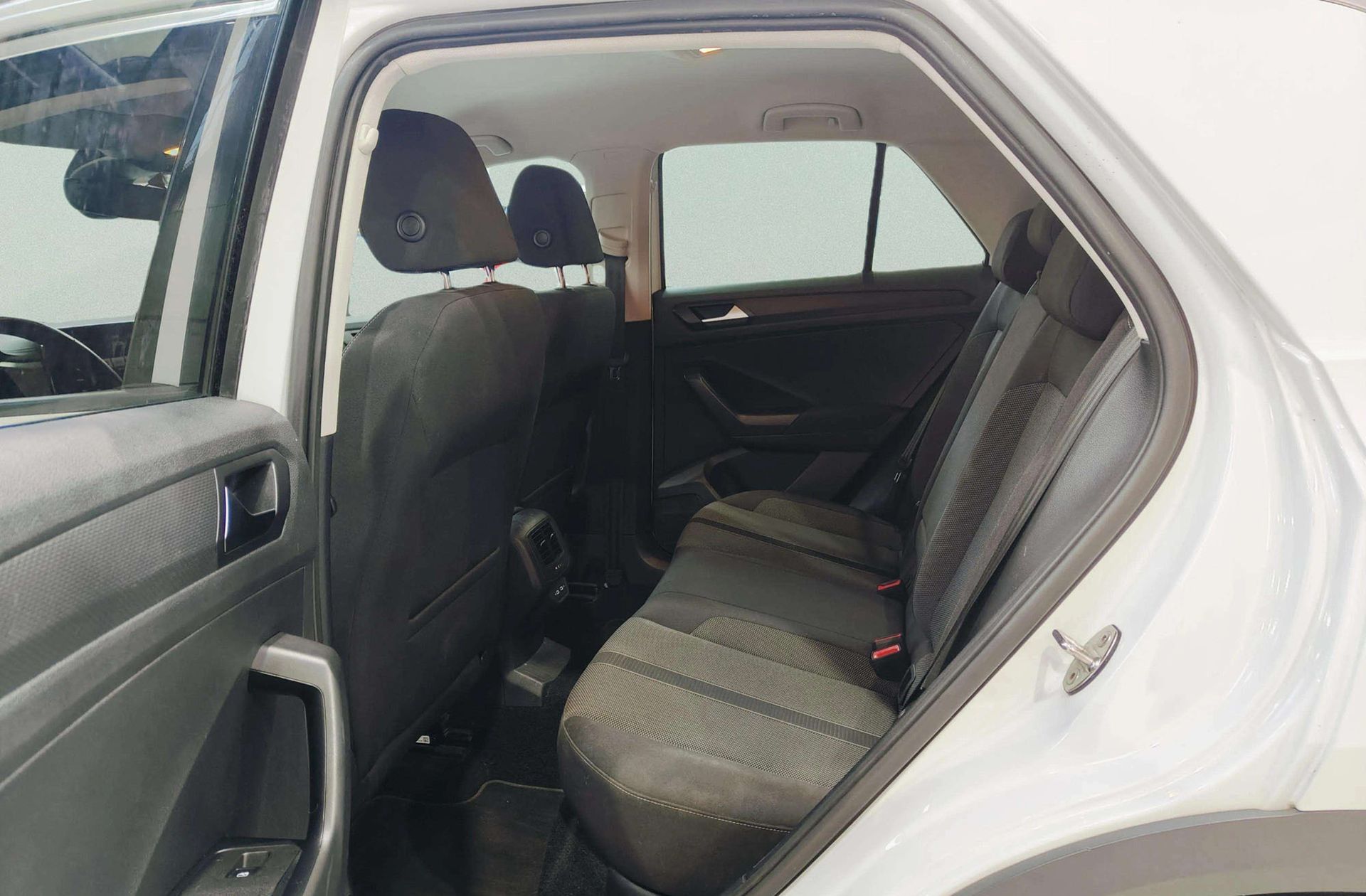 Volkswagen T-Roc Life 1.5 TSI DSG - foto 10