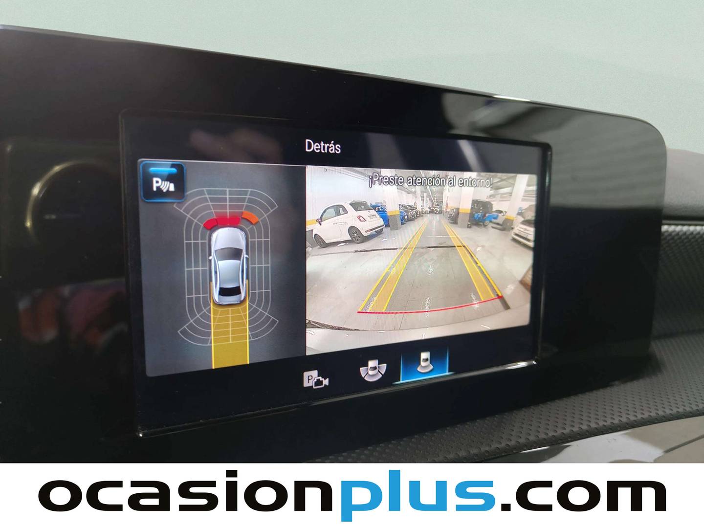 Equipamiento del Mercedes Clase A Mercedes-Benz Clase A 180 d Sedán (116 CV)