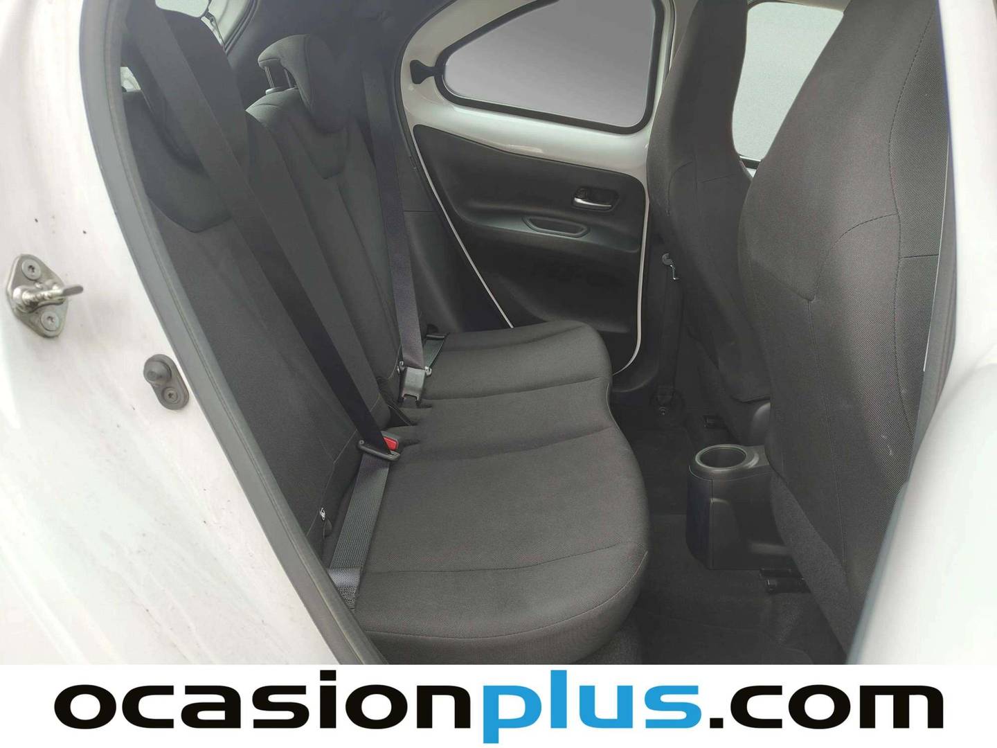 Foto Toyota Aygo X Cross Toyota Aygo X Cross 1.0 VVT-I Play (72 CV)