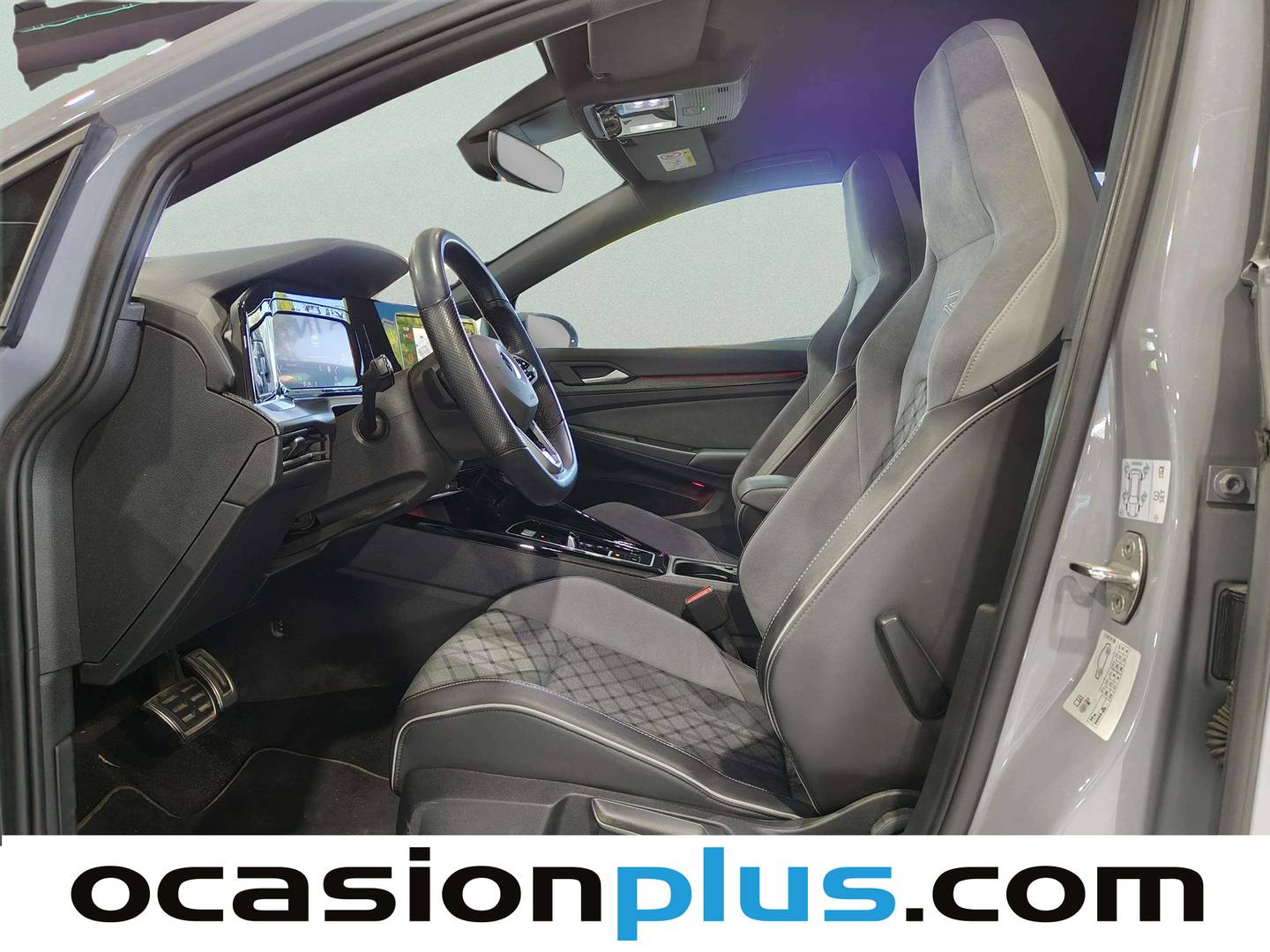 Foto asientos delanteros Volkswagen Golf Volkswagen Golf R-Line 1.5 eTSI (150 CV) DSG