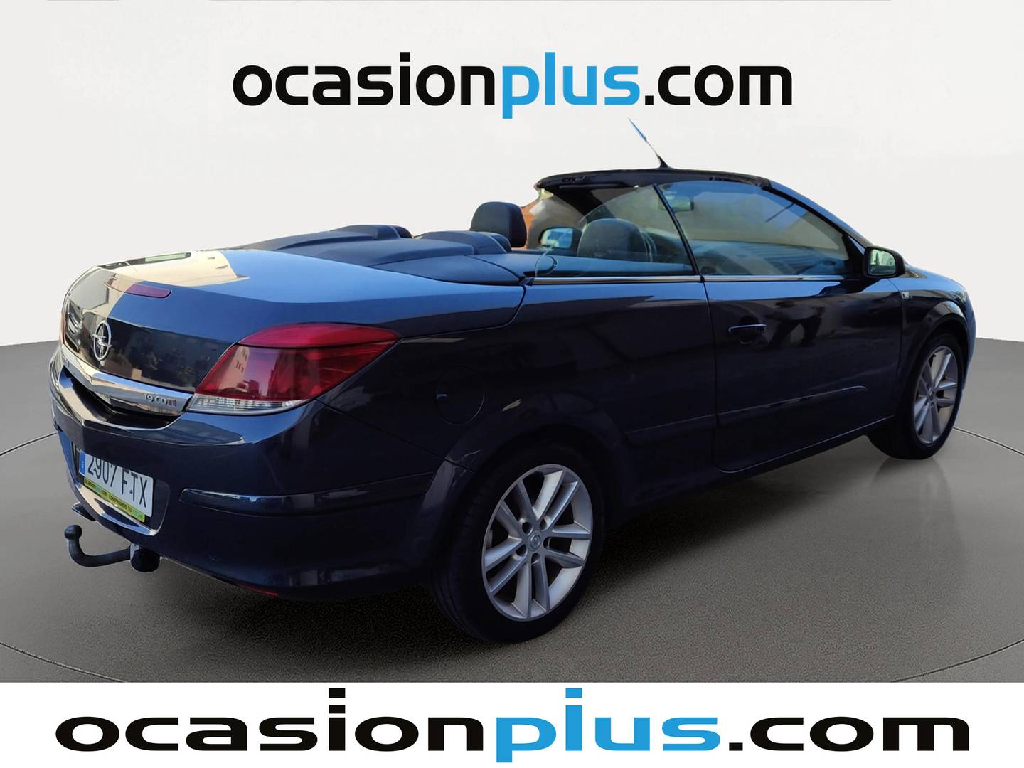 Foto trasera Opel Astra Opel Astra Cabrio 1.9 CDTI Twin Top Cosmo (150 CV) derecha