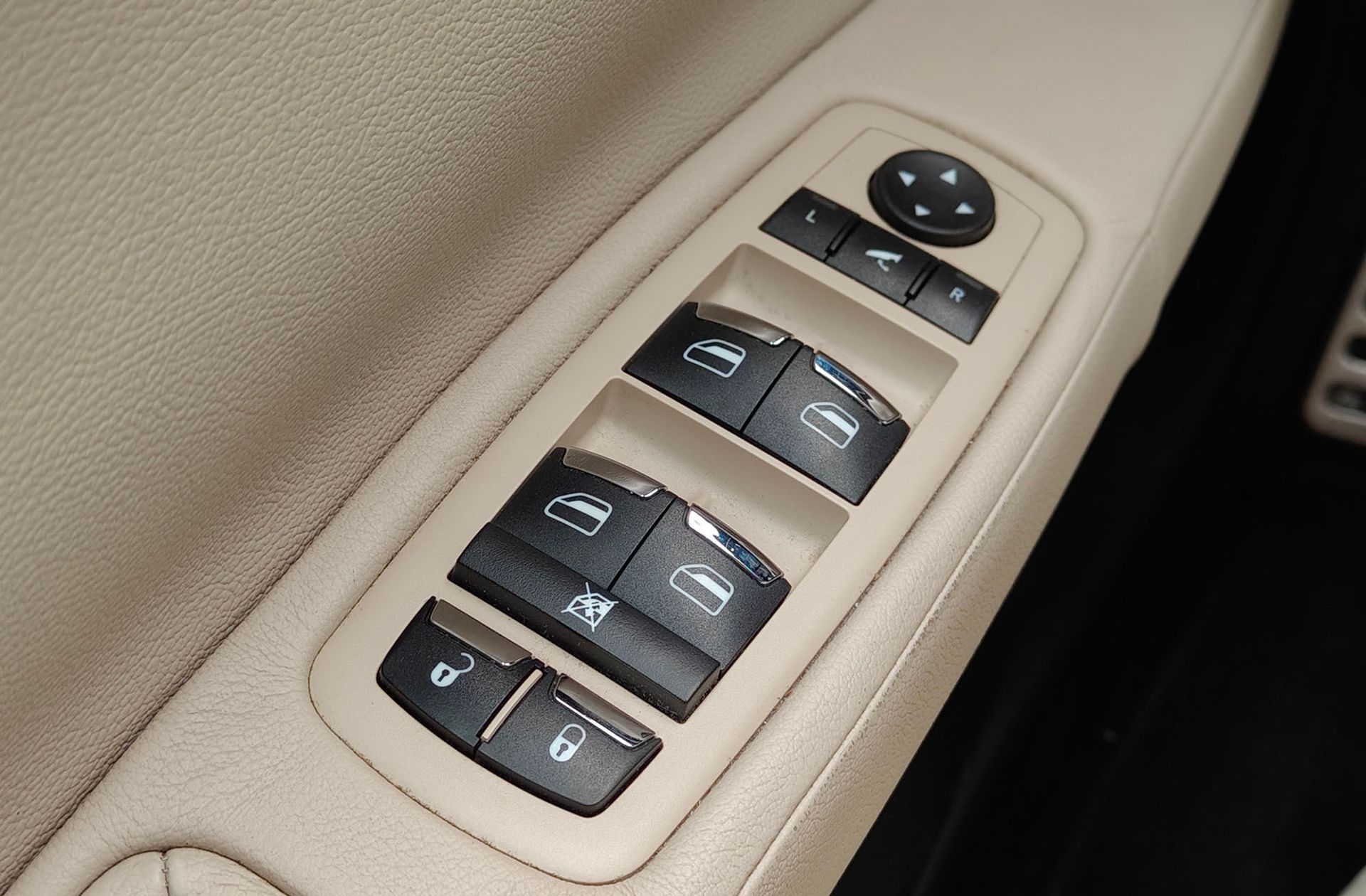 Maserati Quattroporte 3.0 V6 S Q4 - foto 41