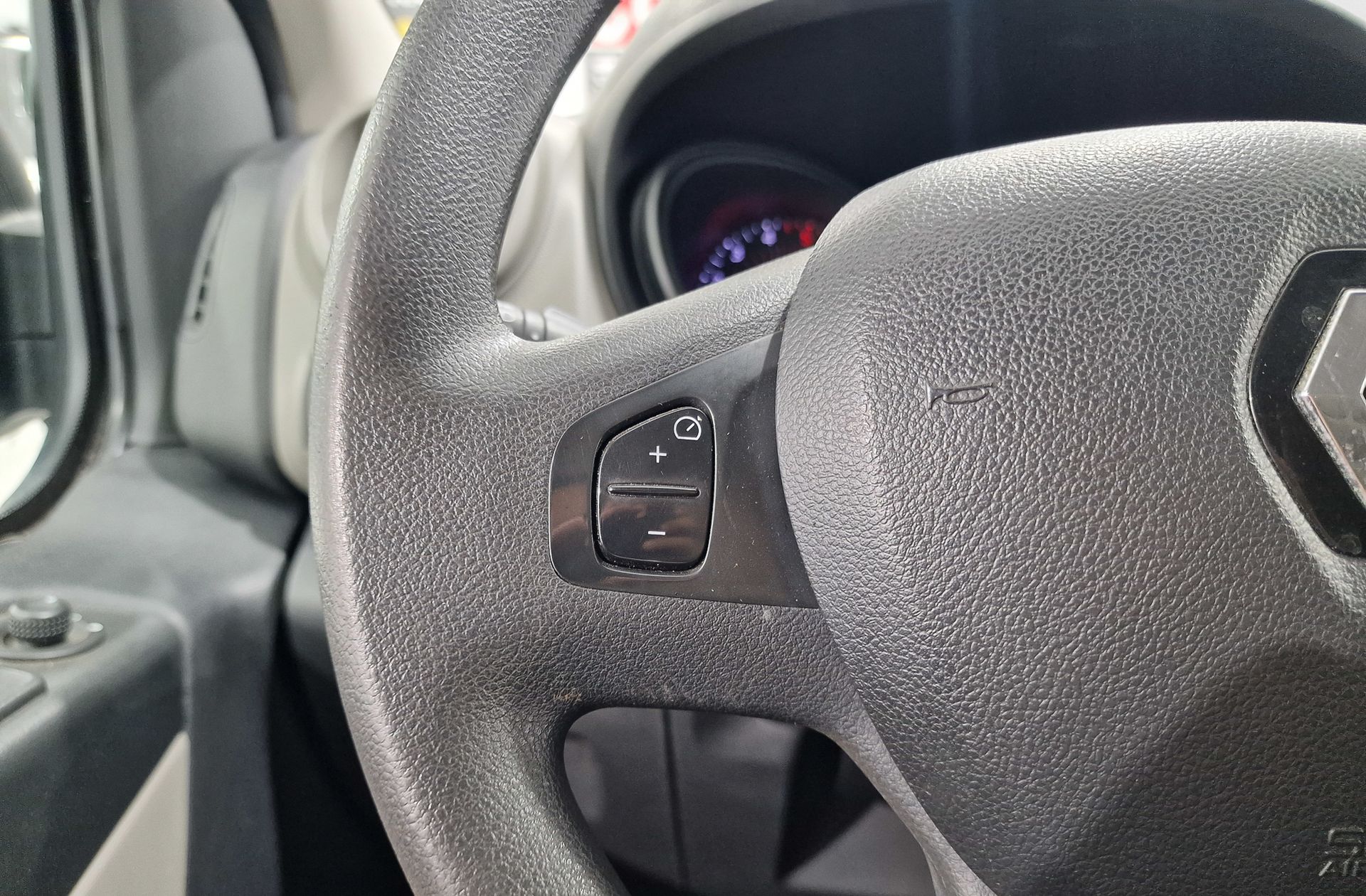 Renault Trafic Passenger dCi Energy - foto 20