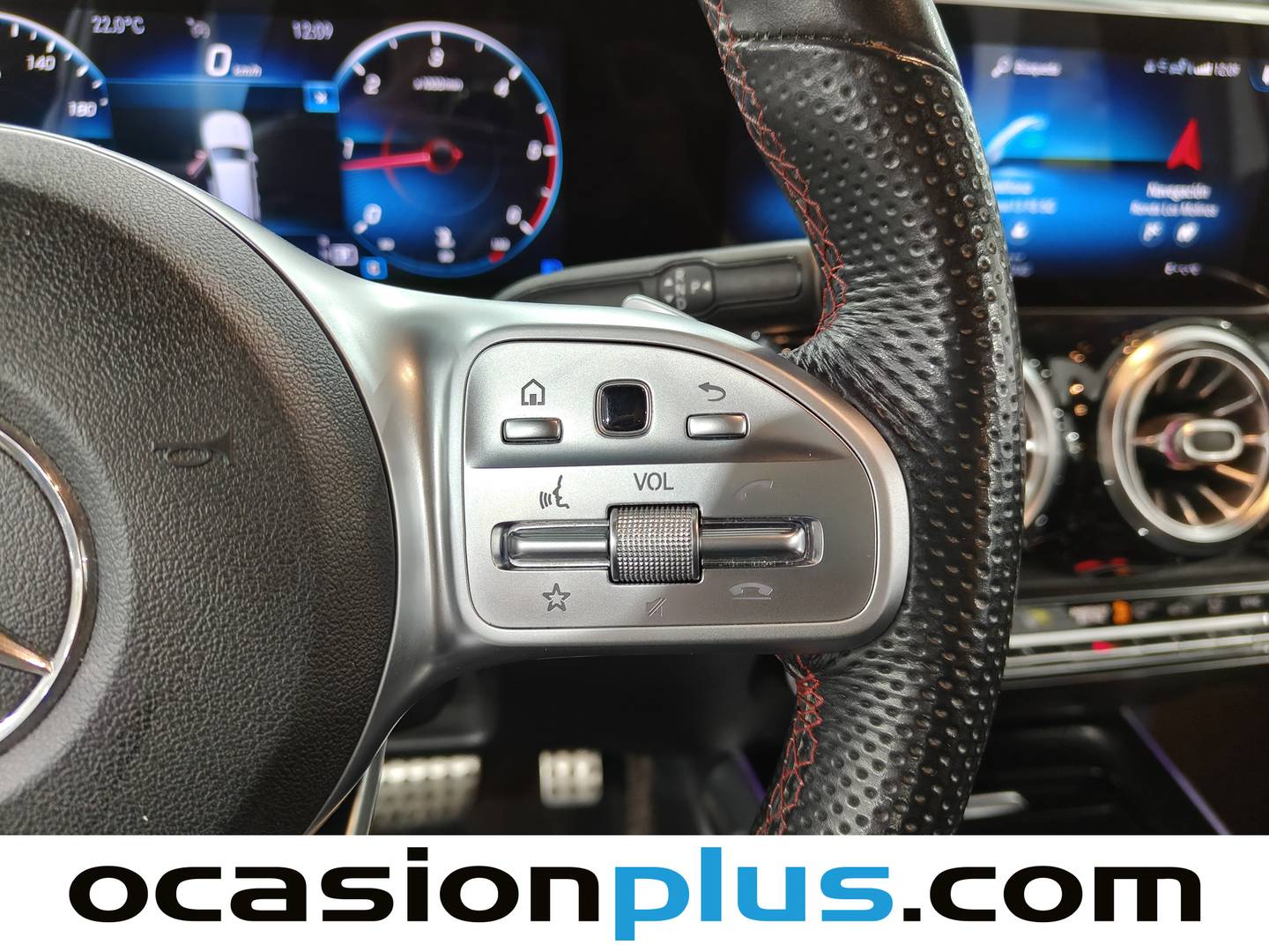 Foto Mercedes GLB Mercedes-Benz GLB 200 d (150 CV) Pack AMG 7 Plazas