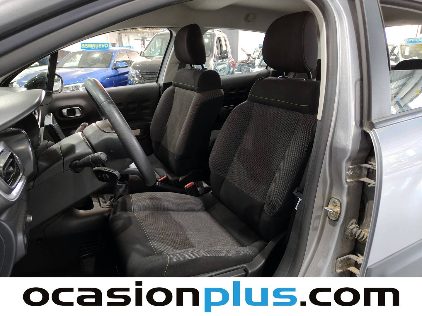 Foto asientos delanteros Citroën C3 Origin Citroën C3 Origin PureTech 83 S&S Plus (83 CV)