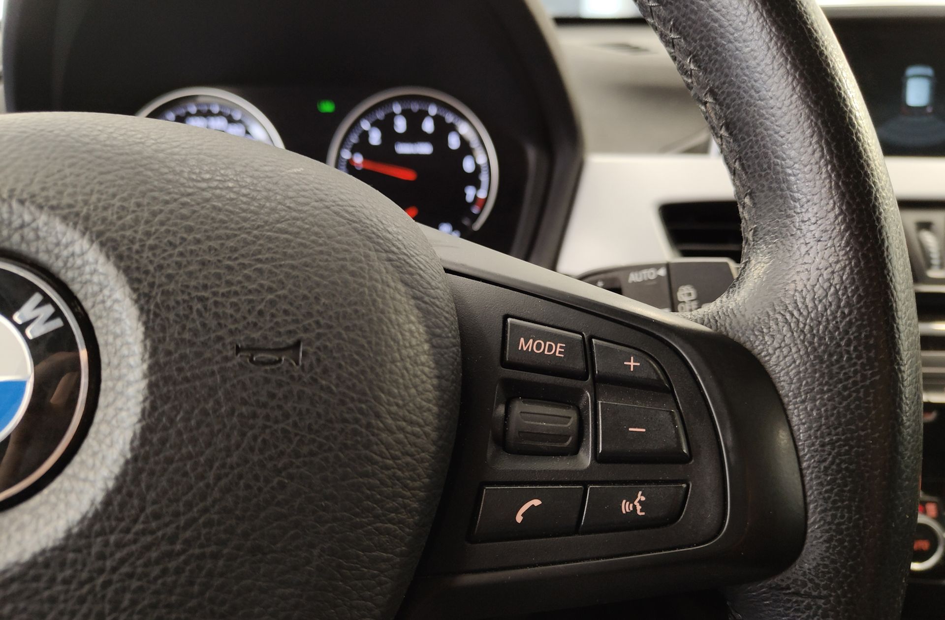 BMW X1 sDrive18i - foto 28