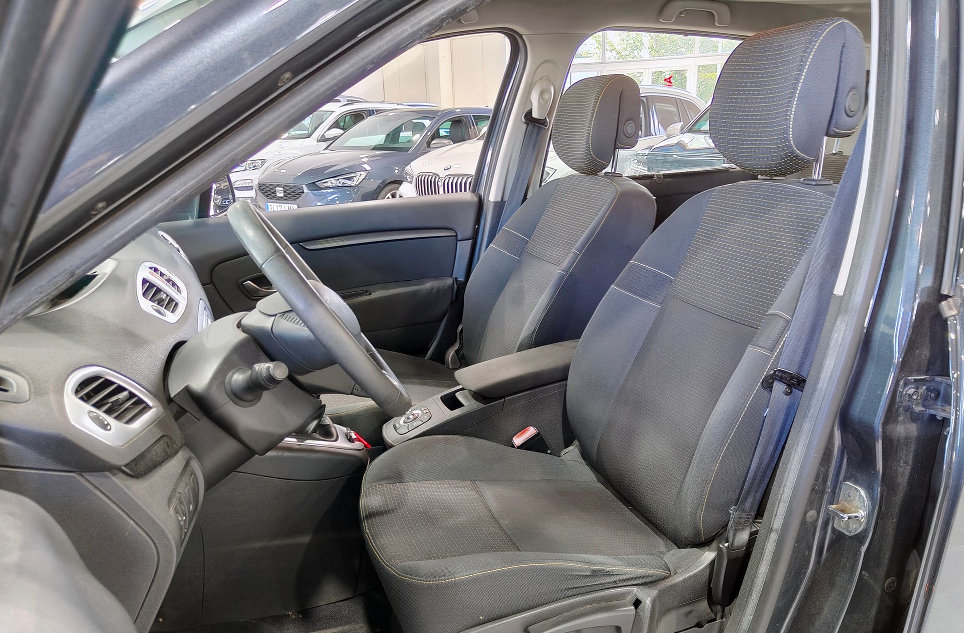 Renault Grand Scénic Dynamique dCi - foto 9