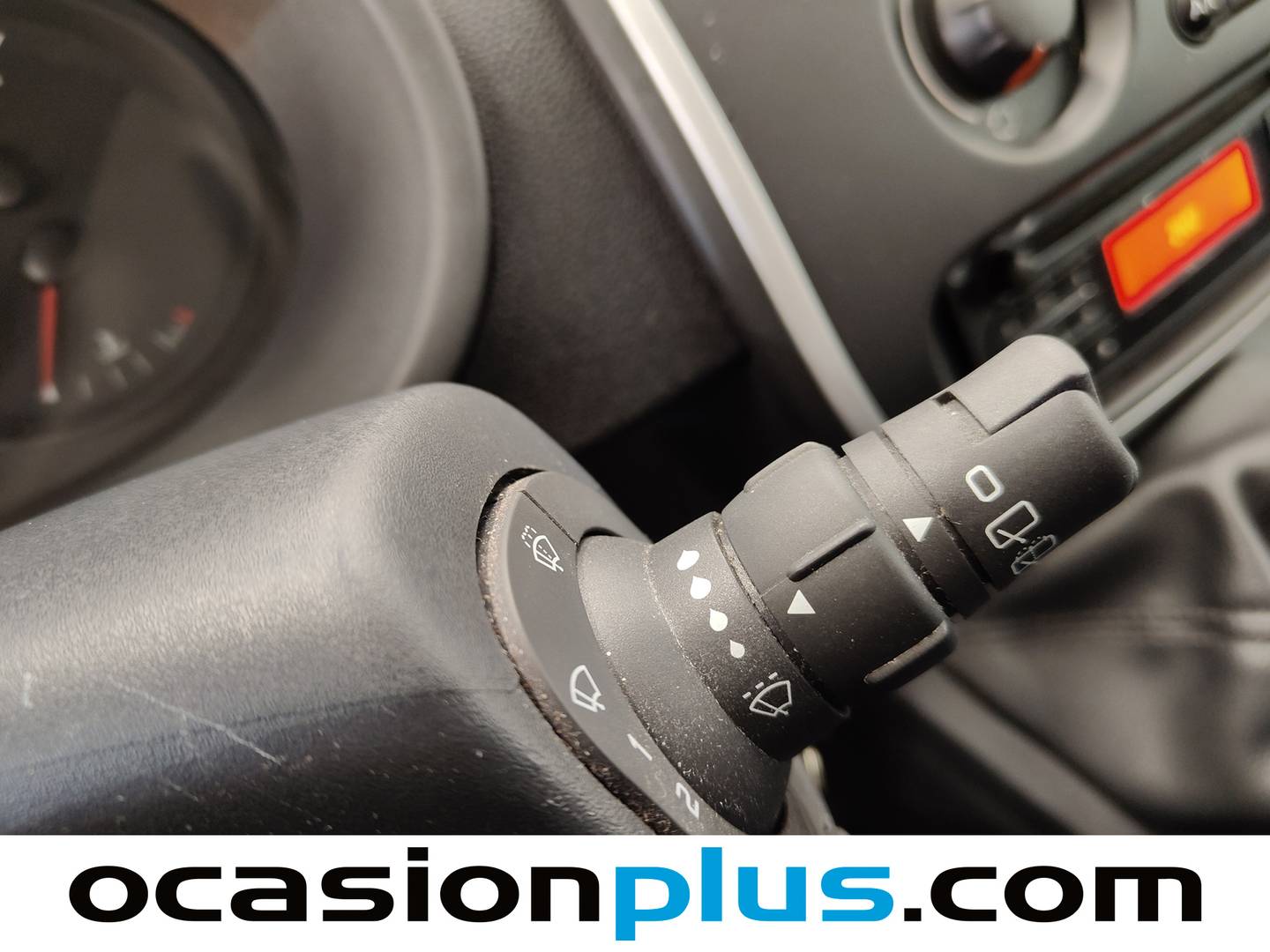 Extras y acabados del Renault Kangoo Furgón Renault Kangoo Furgon Maxi Blue dCi (95 CV)
