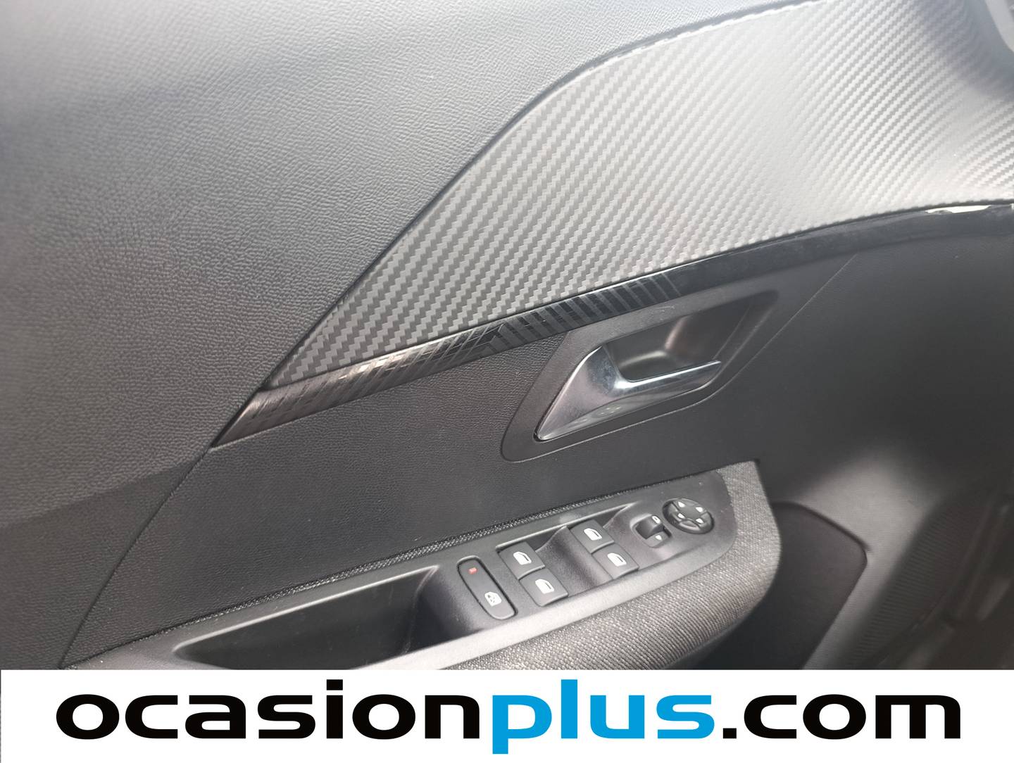 Peugeot 208 Peugeot 208 Style Hybrid 110 eDCS6 (110 CV) automático