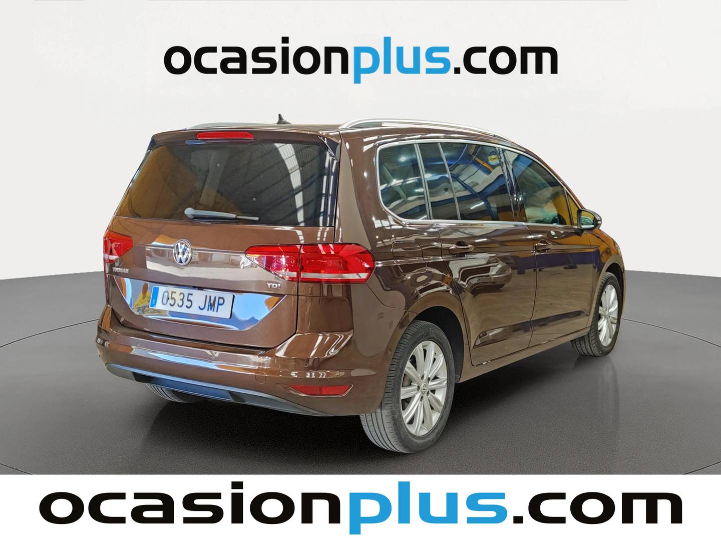 Foto trasera Volkswagen Touran Volkswagen Touran Sport 1.6 TDI BMT (110 CV) DSG derecha