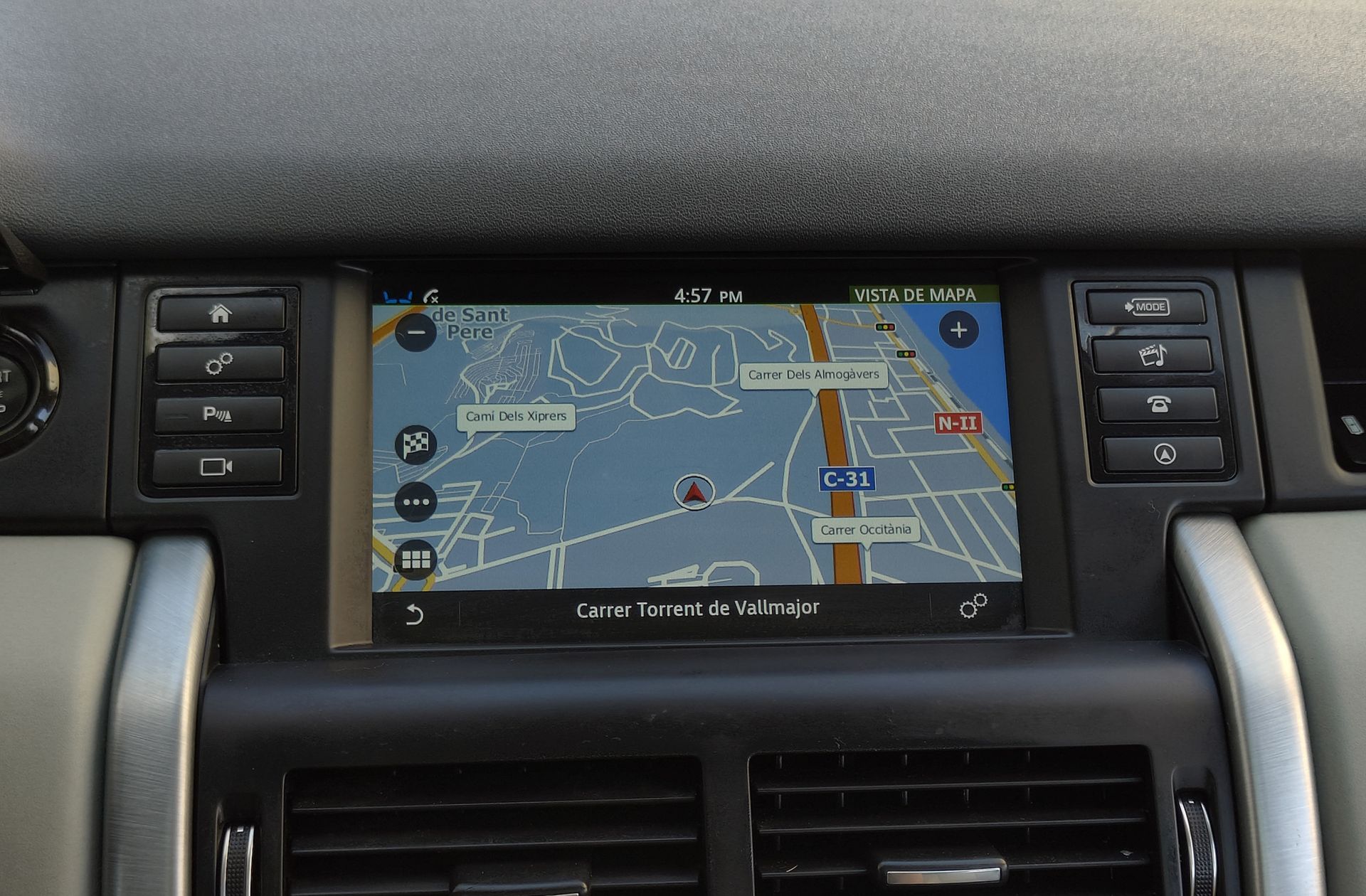 Land Rover Discovery Sport 2.0L SD4 SE 4WD 7 plazas - foto 9